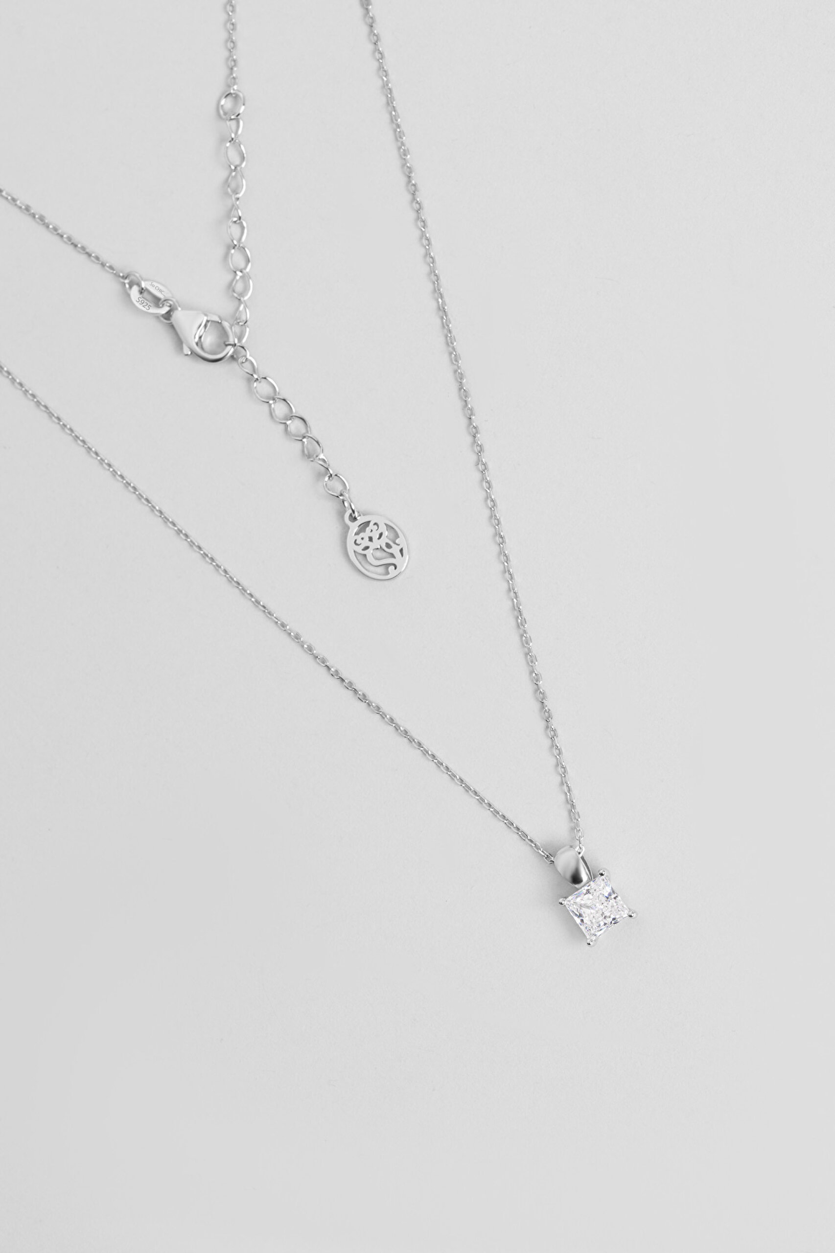 ⁠ Prenses Kesim 18 Ayar Beyaz Altın Kaplama 45 Cm Gümüş Minimal Kolye_0}