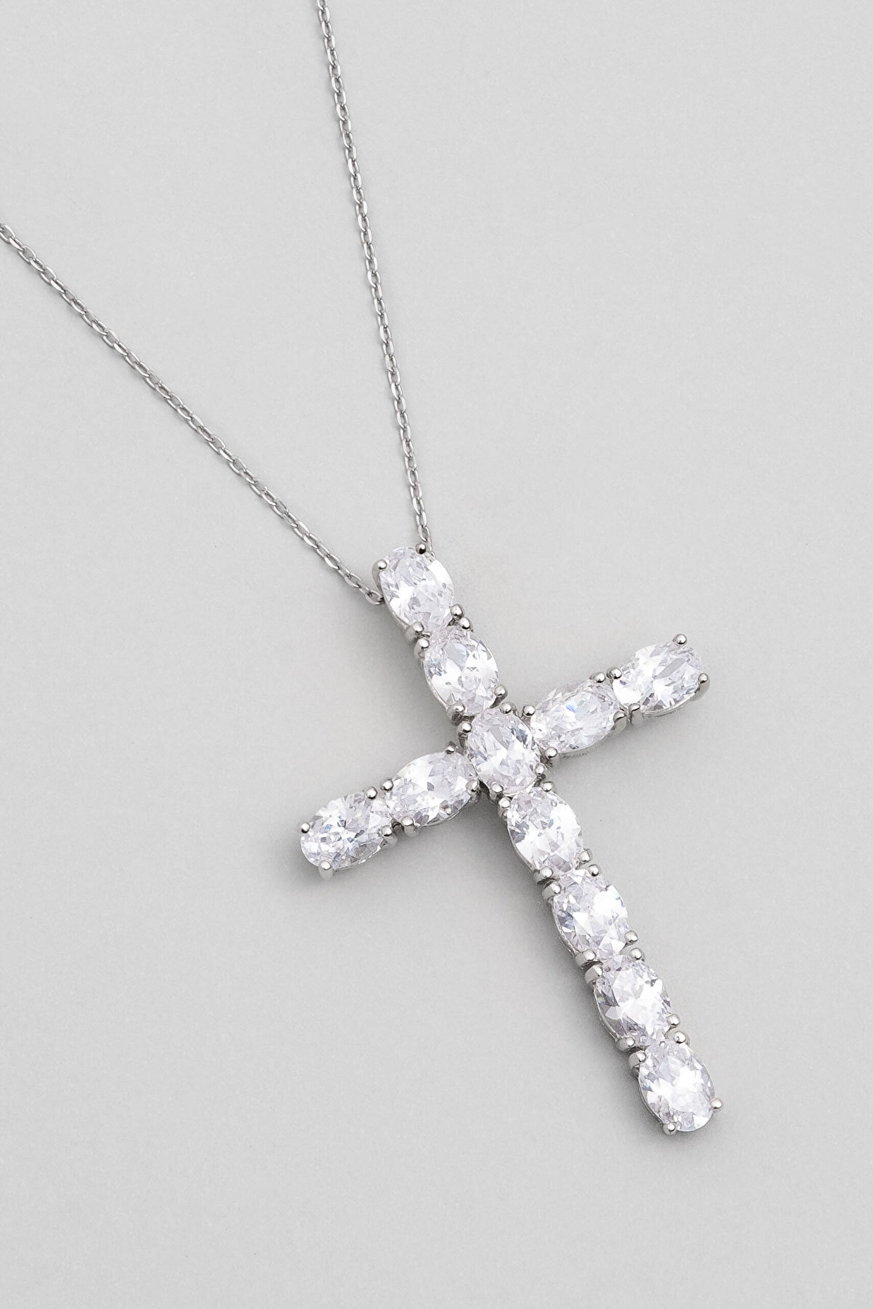 Beyaz Taşlı 18 Ayar Beyaz Altın Kaplama Gümüş Haç Kolye - 1