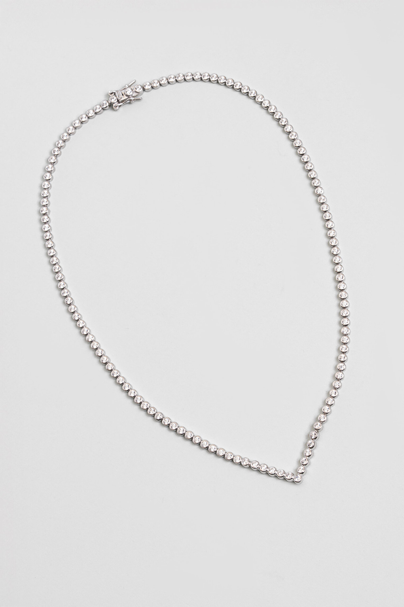 ⁠ Klasik 18 Ayar Beyaz Altın Kaplama Gümüş Su Yolu Gerdanlık_3}