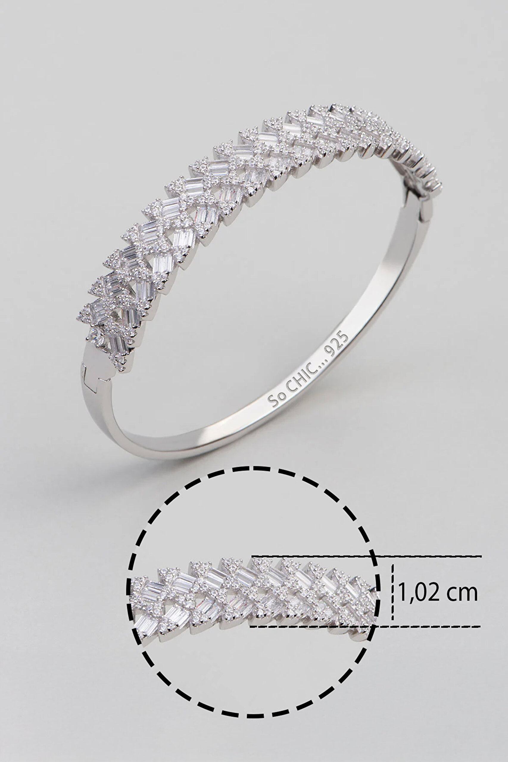 ⁠ Diana 18 Ayar Beyaz Altın Kaplama Gümüş Kelepçe Bileklik_2}