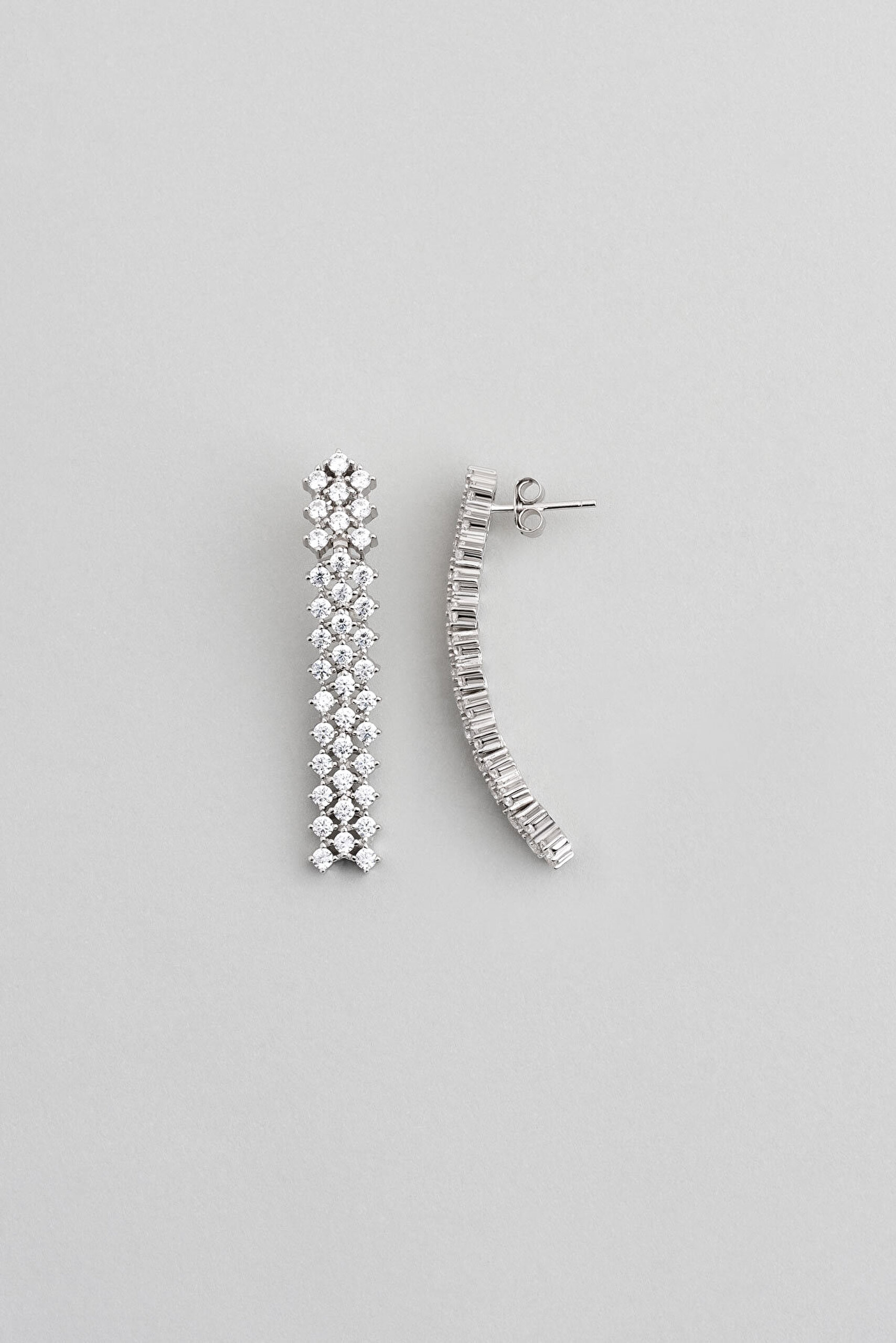 Emphasis 18 Ayar Beyaz Altın Kaplama Gümüş Tasarım Küpe - 0