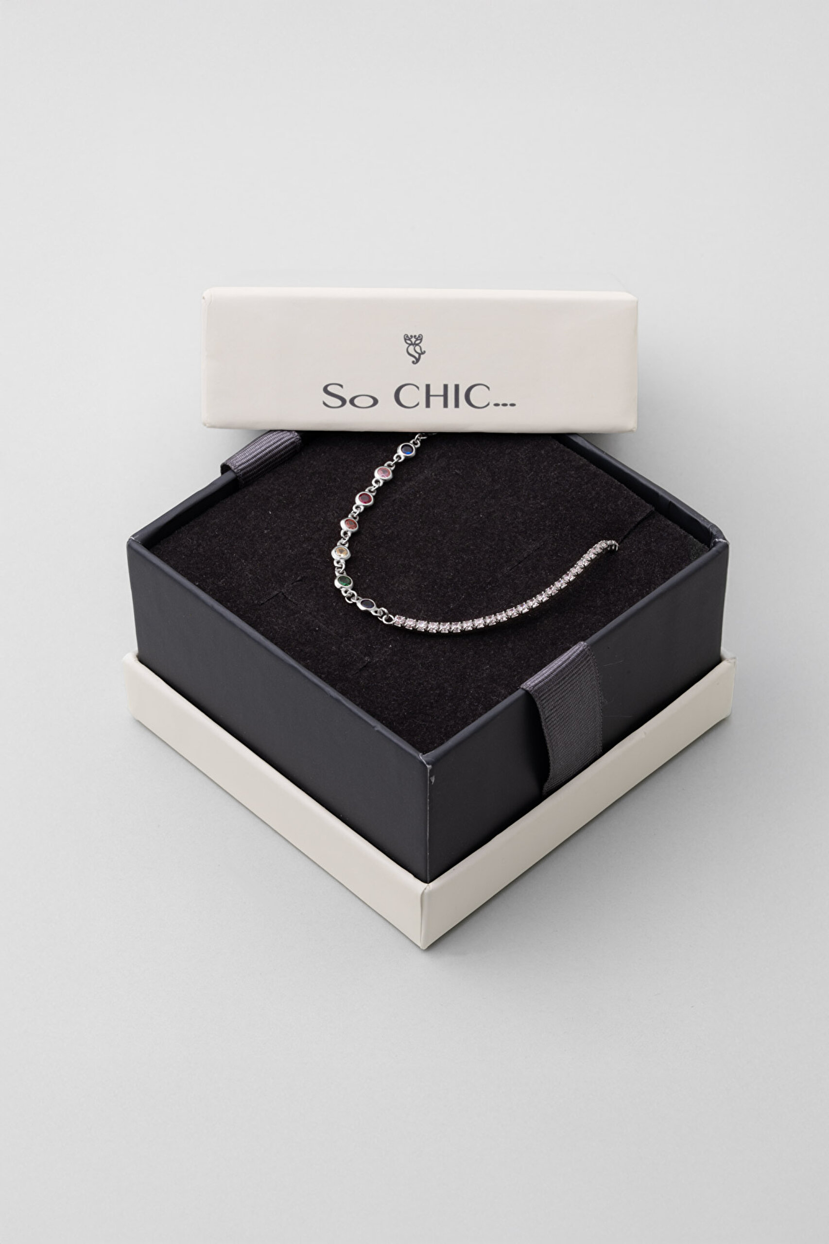 ⁠ Gökkuşağı Renkli 18 Ayar Beyaz Altın Kaplama 45 Cm Gümüş Su Yolu Kolye_5}