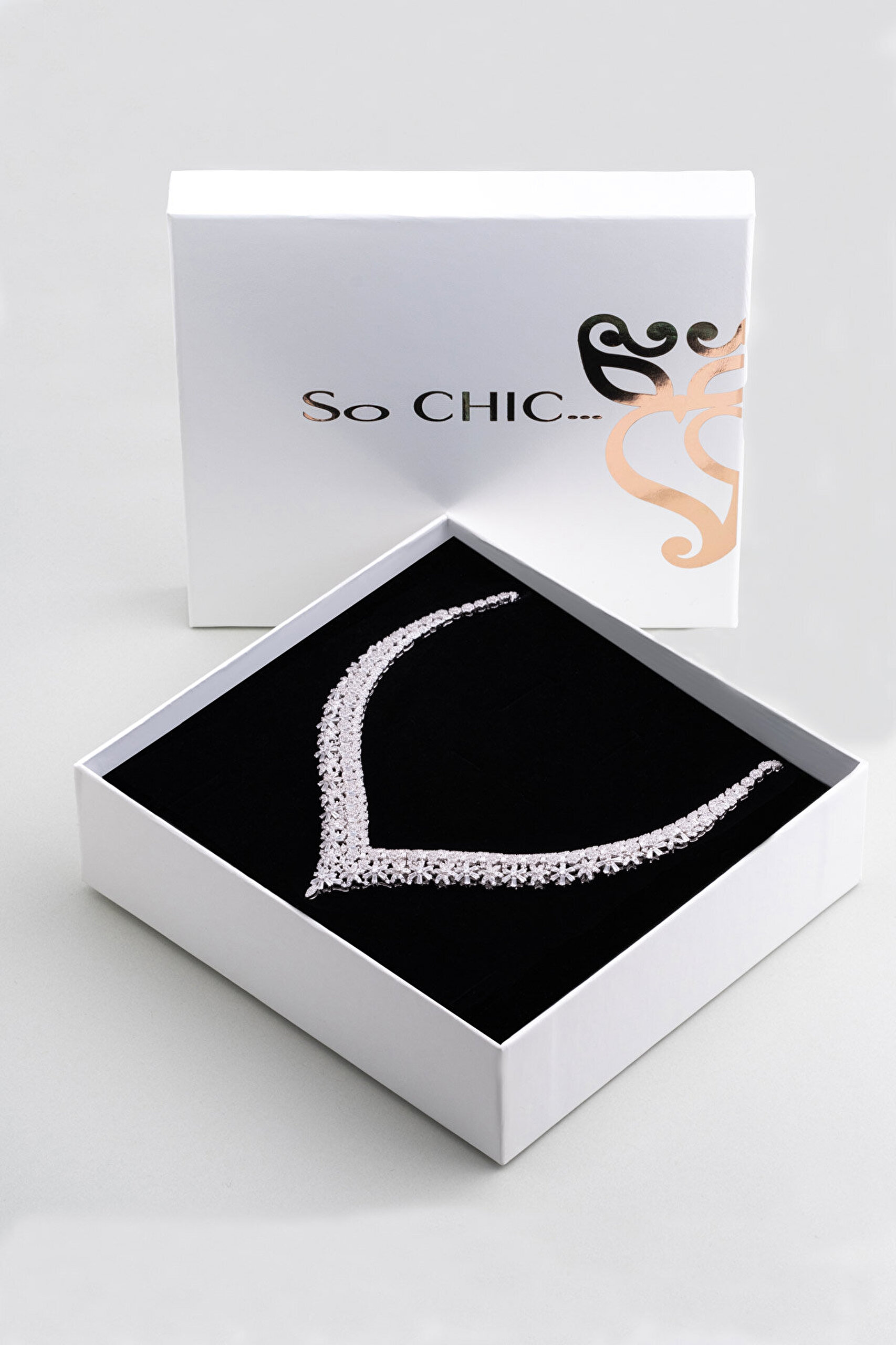 Carrie 18 Ayar Beyaz Altın Kaplama Gümüş Gerdanlık - 6