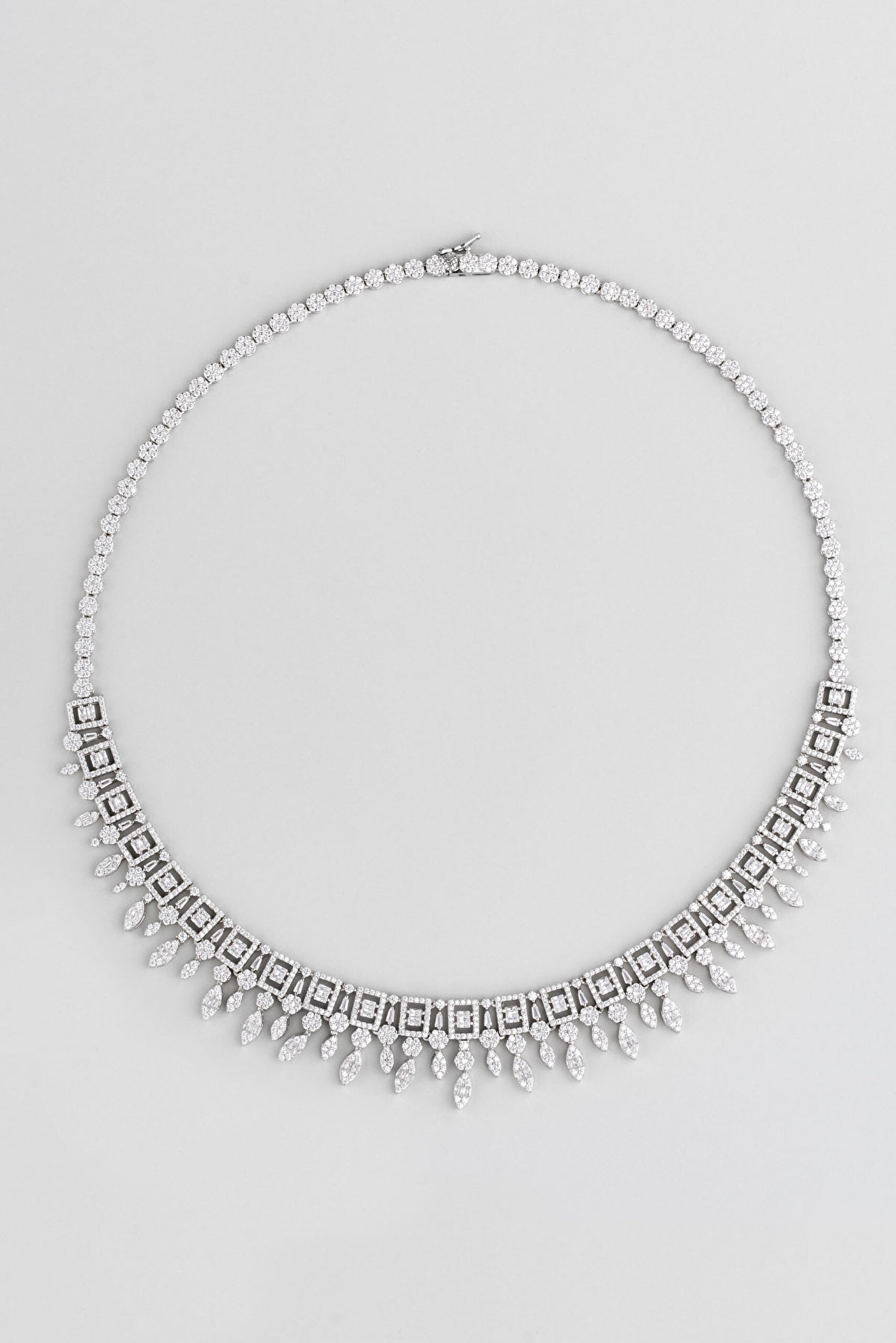 ⁠ Lavinia 18 Ayar Beyaz Altın Kaplama Gümüş Gerdanlık_0}