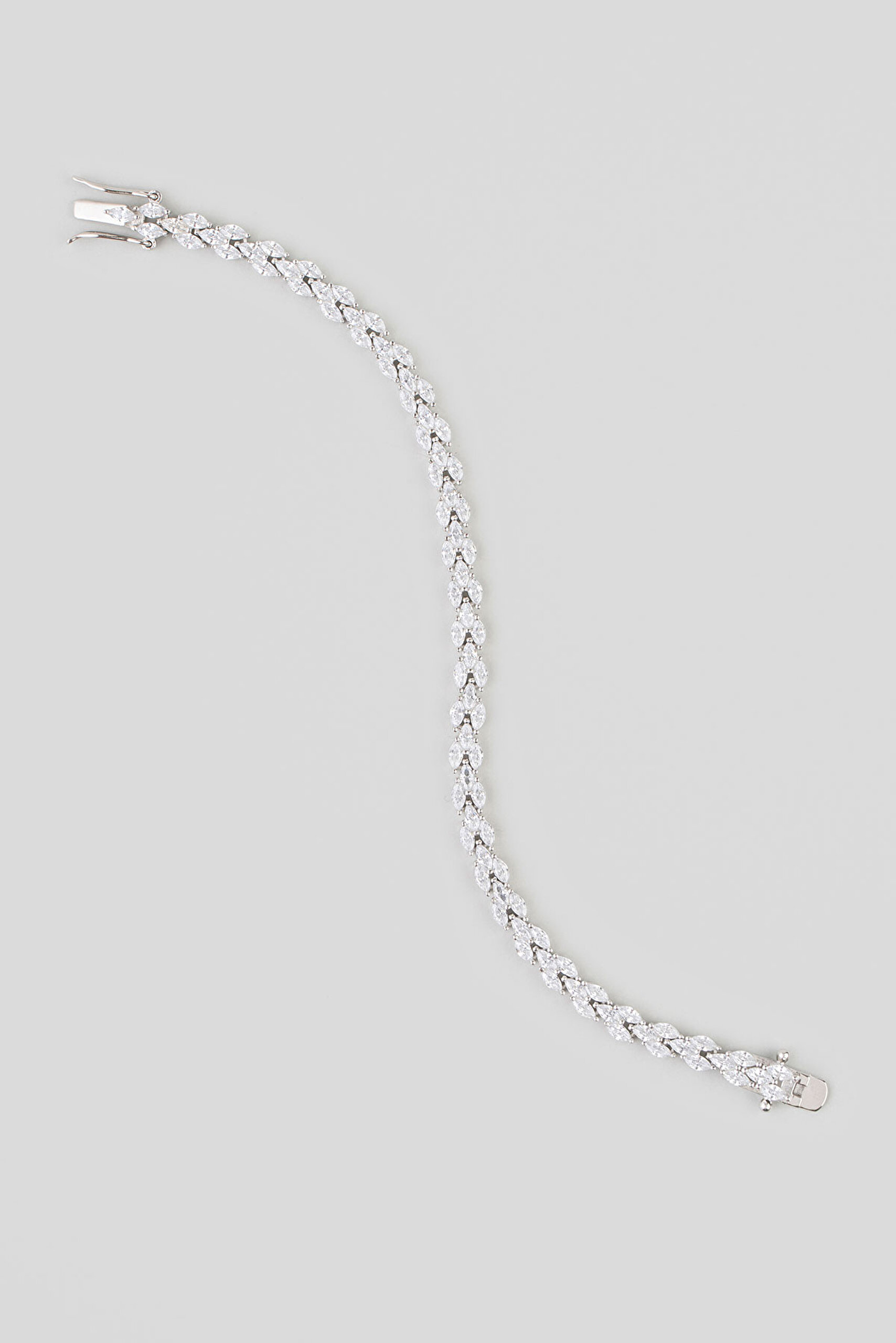 ⁠ Yıldızlı Geceler 18 Ayar Beyaz Altın Kaplama Gümüş 19 Cm Tasarım Bileklik_5}