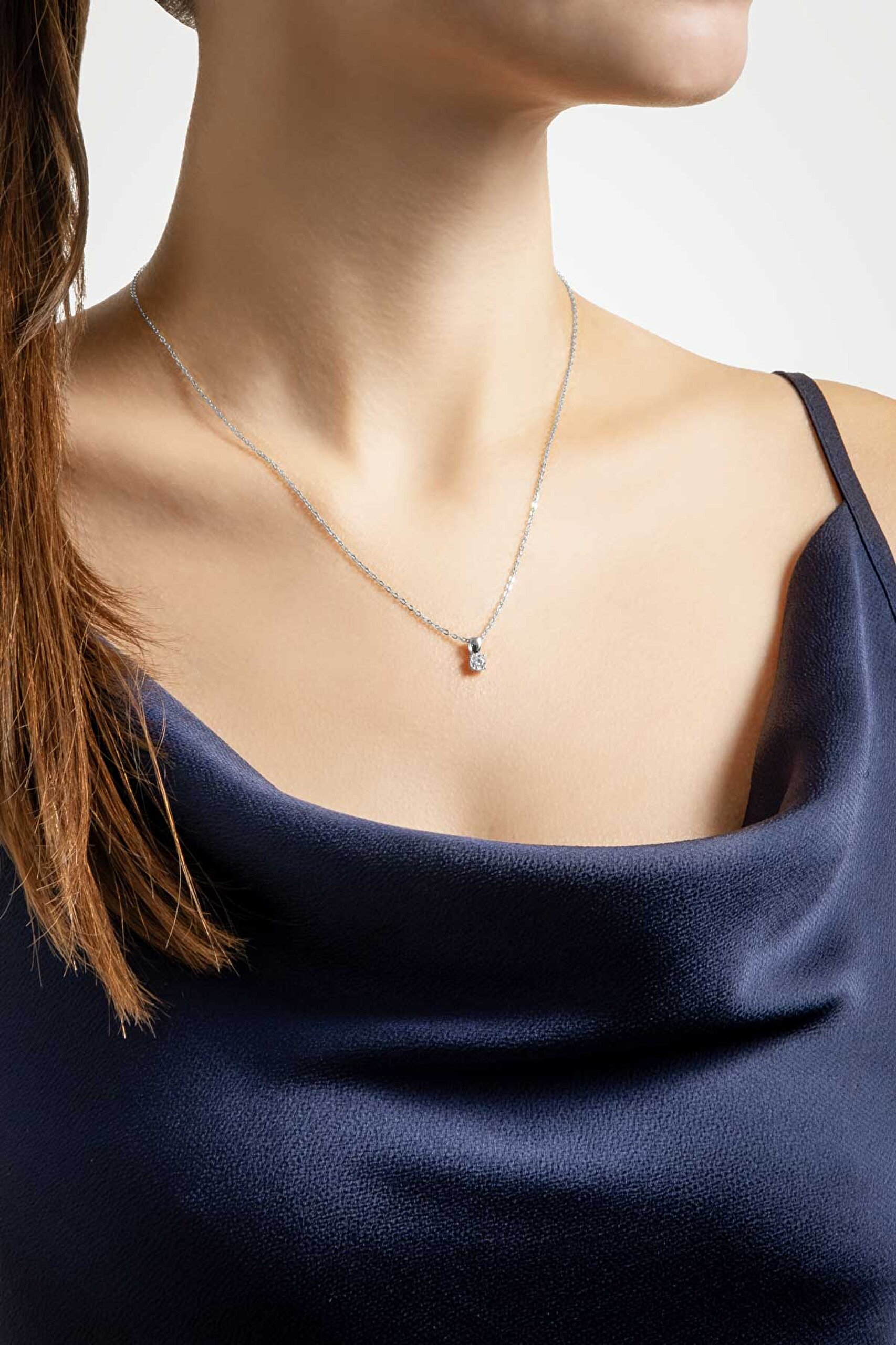 ⁠ Minimal Taşlı 18 Ayar Beyaz Altın Kaplama 43 Cm Gümüş Tektaş Kolye_2}