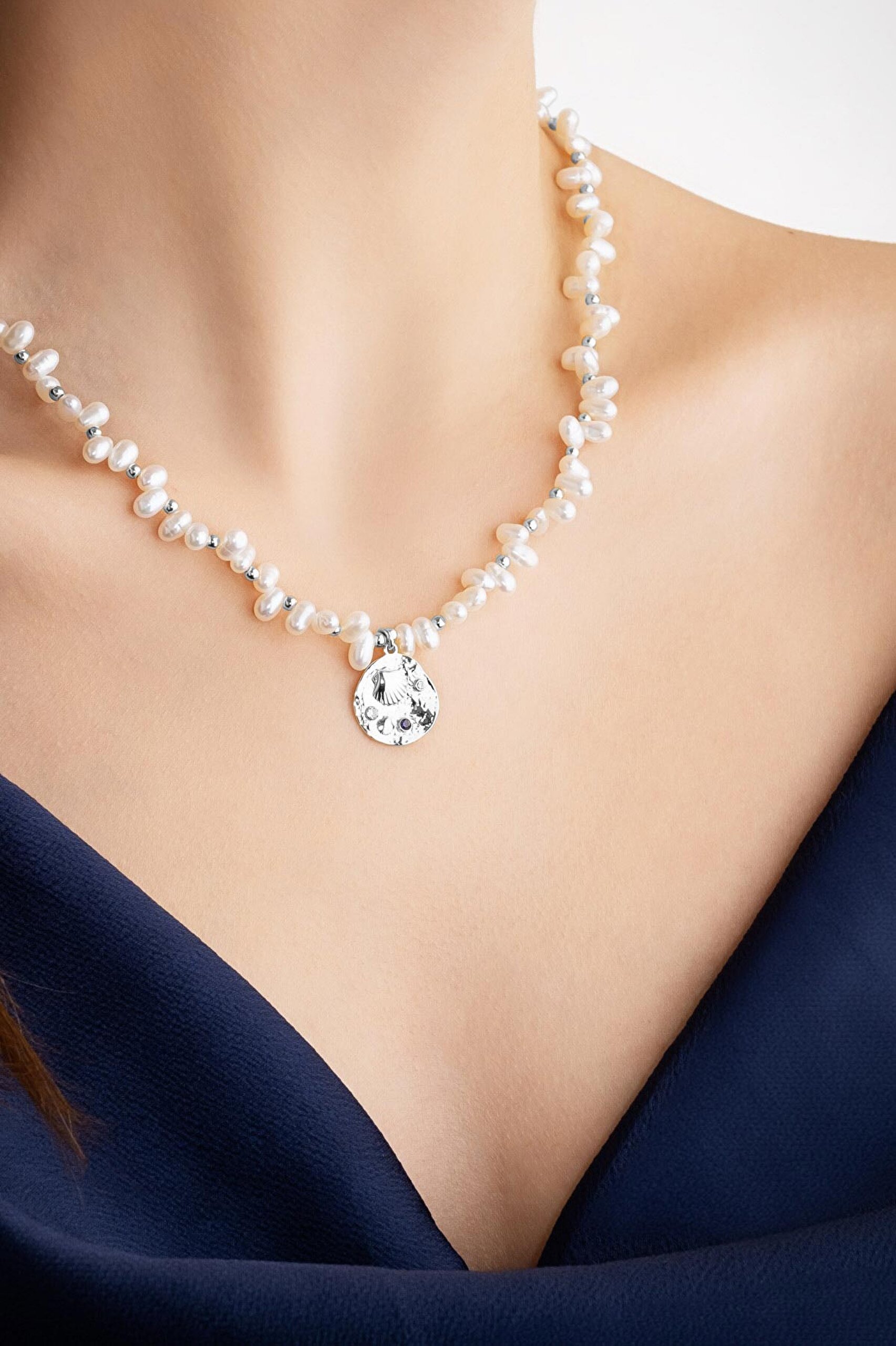 ⁠ Deniz Kabuğu 18 Ayar Beyaz Altın Kaplama 45 Cm Gümüş İnci Kolye_1}