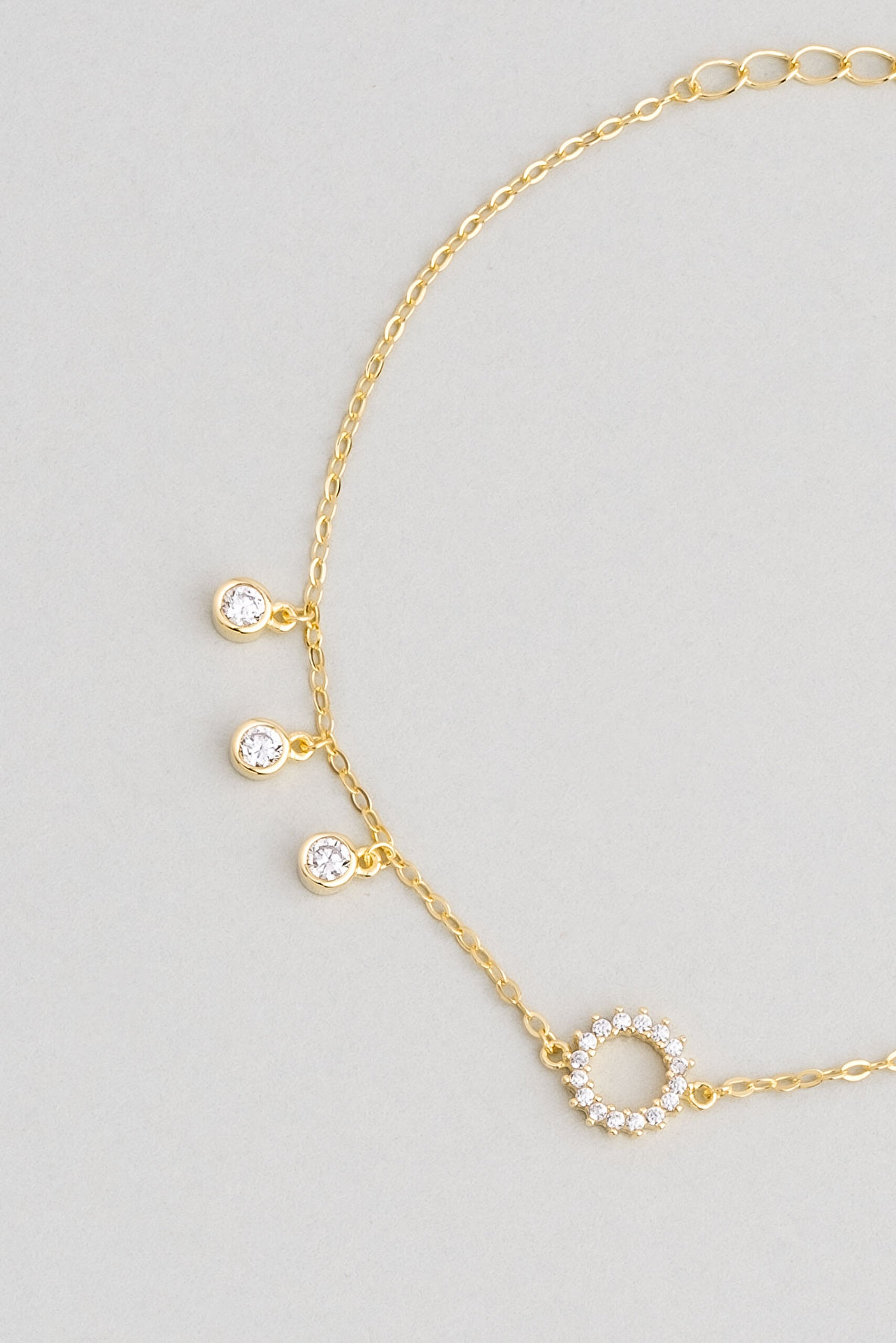 ⁠ Sallantılı 18 Ayar Sarı Altın Kaplama Gümüş Minimal Bileklik_1}