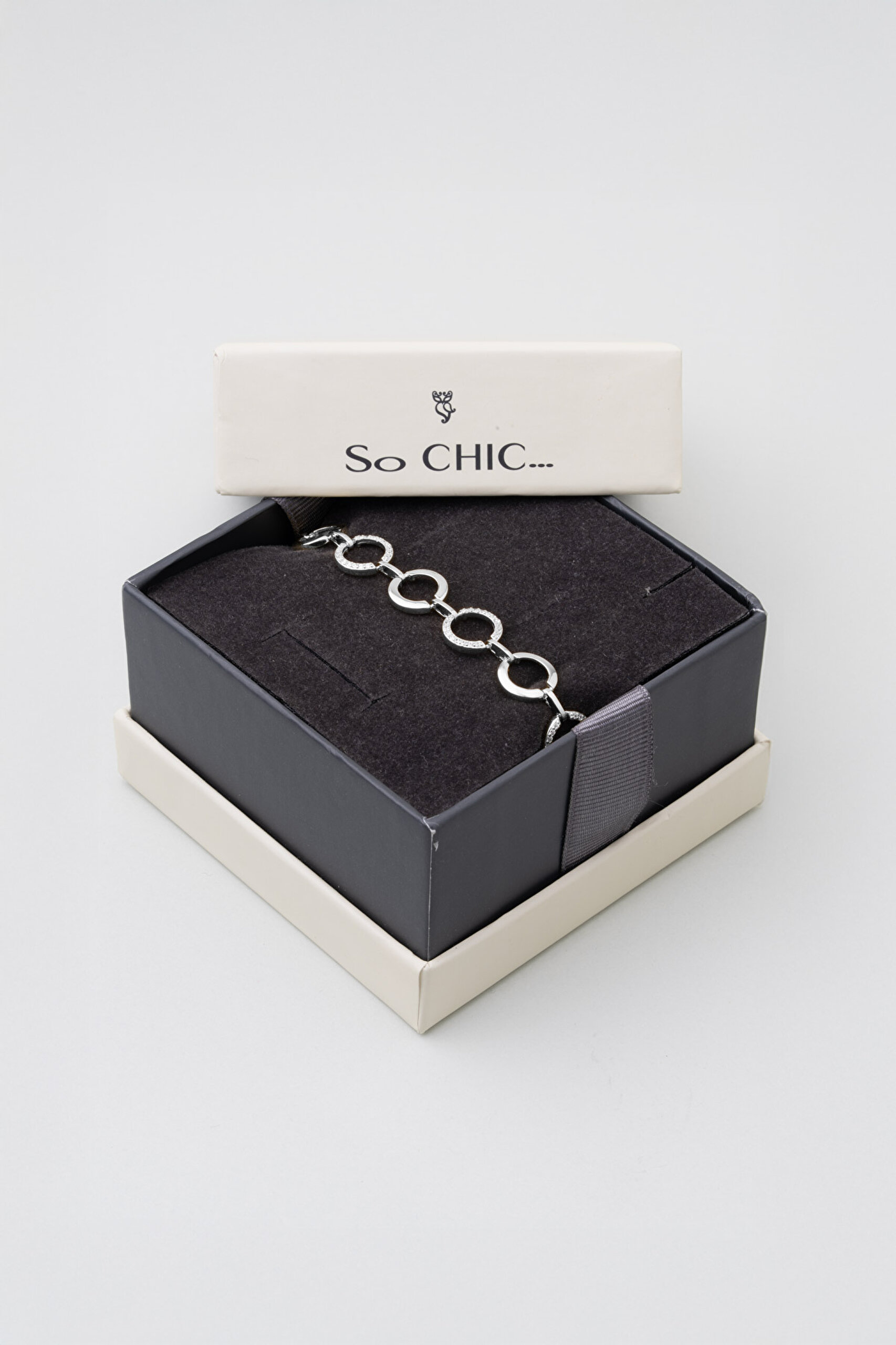 ⁠ Beyaz Taşlı 18 Ayar Beyaz Altın Kaplama 19 Cm Gümüş Bileklik_4}