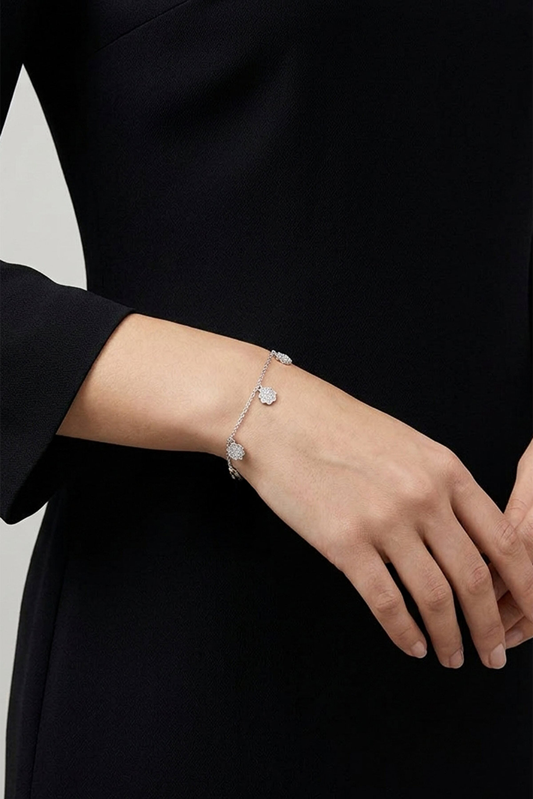 Umut Çiçeği 18 Ayar Beyaz Altın Kaplama 21 Cm Gümüş Minimal Bileklik - 2