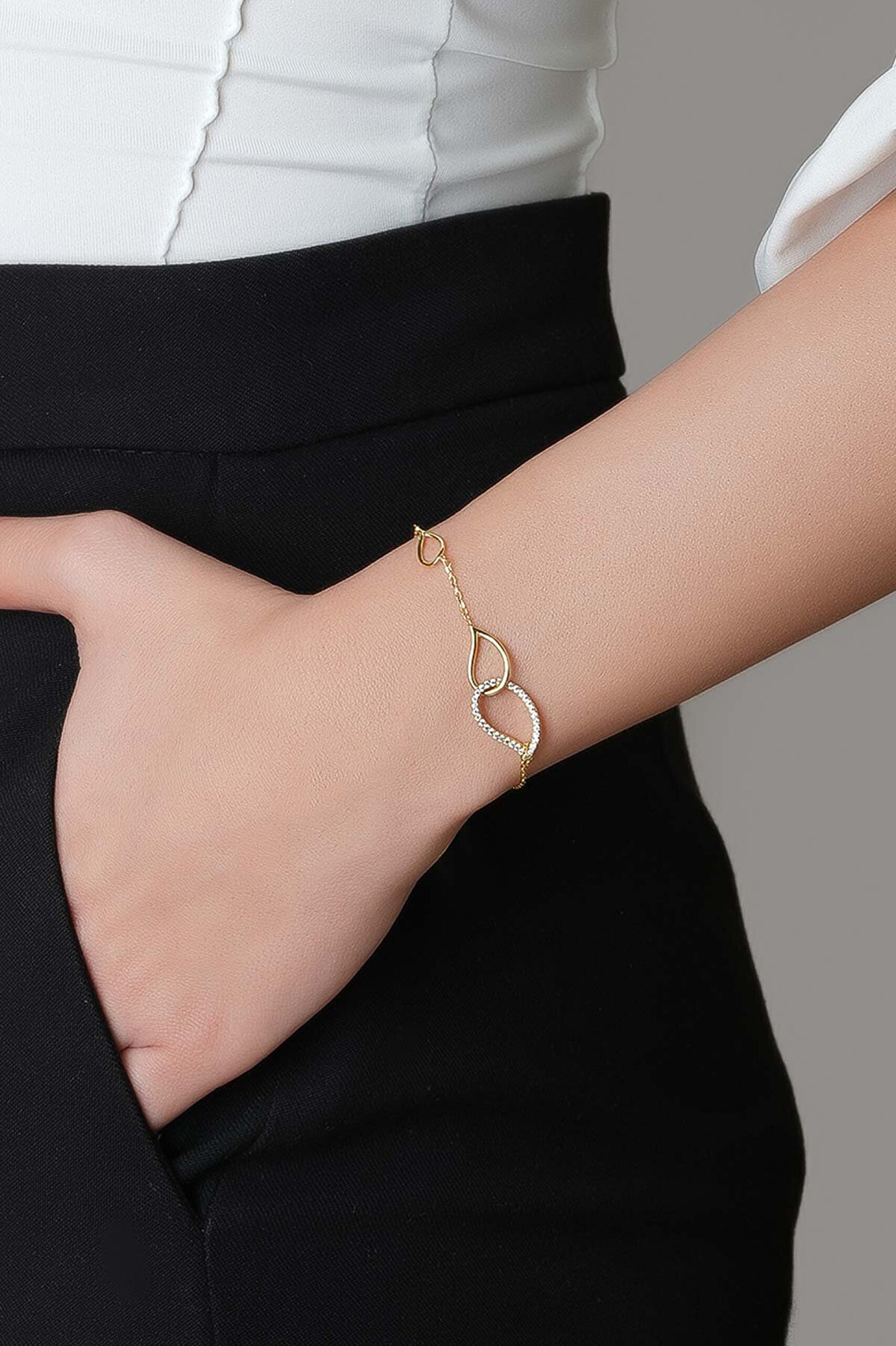 Minimal Tasarım 18 Ayar Sarı Altın Kaplama 18 Cm  Gümüş Zincir Bileklik - 1