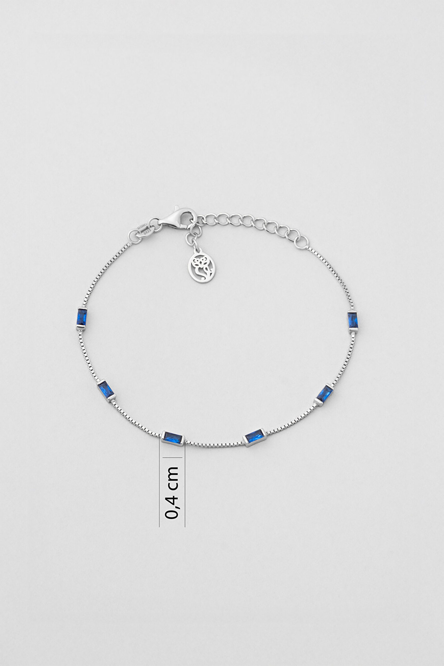 ⁠ Renkli Taşlı 18 Ayar Beyaz Altın Kaplama 19 Cm Gümüş Baget Bileklik_2}