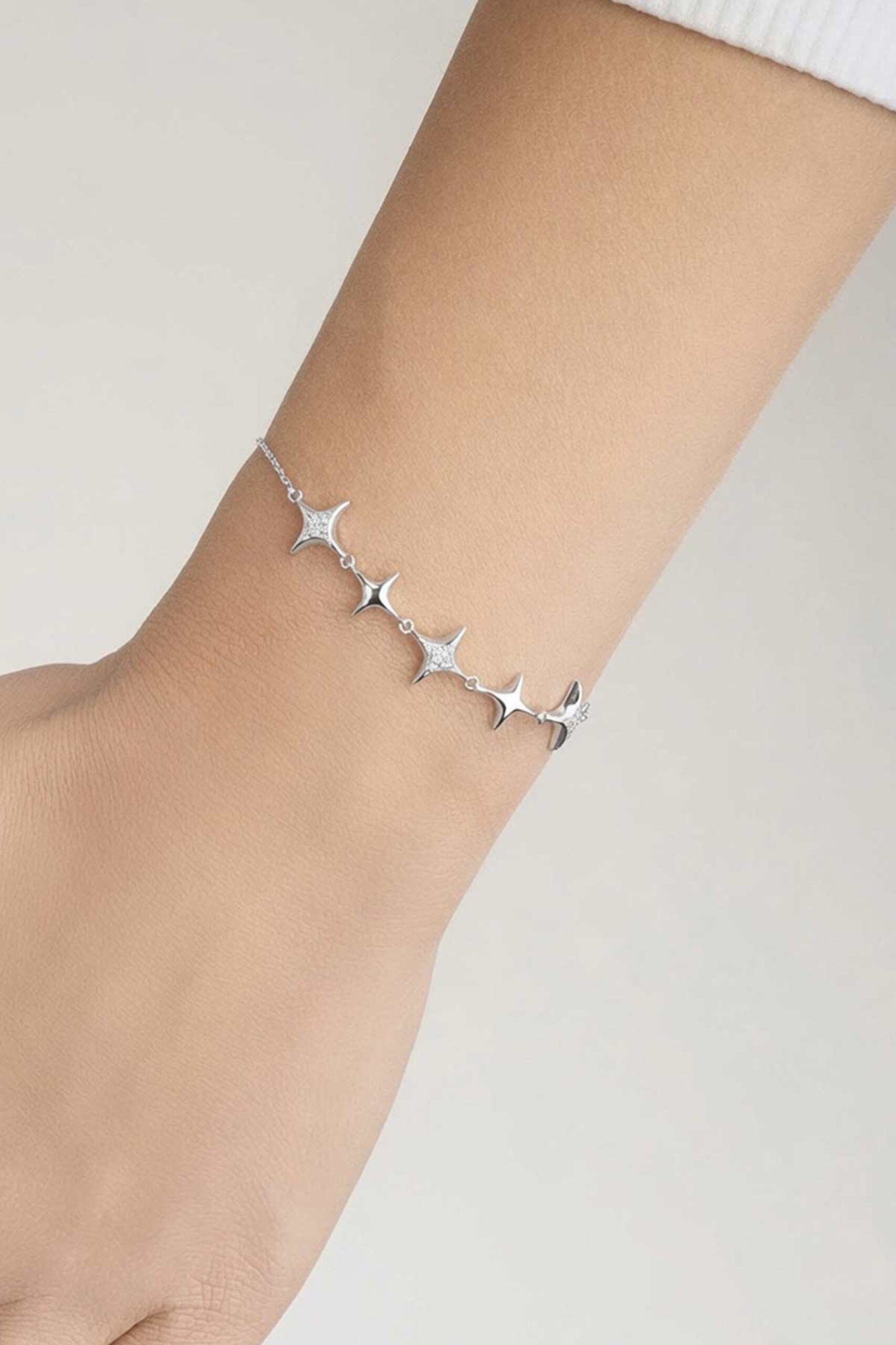 Kuzey Yıldızı 18 Ayar Beyaz Altın Kaplama 20 Cm Gümüş Minimal Bileklik - 1