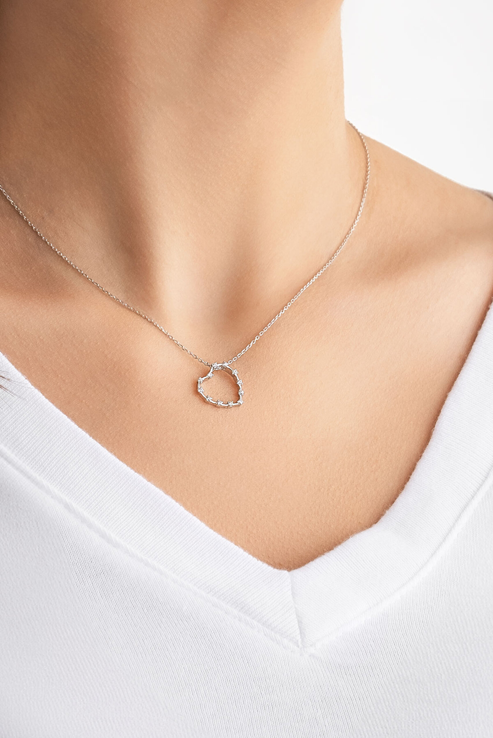 ⁠ Love 18 Ayar Beyaz Altın Kaplama 45 Cm Gümüş Kalp Kolye_1}