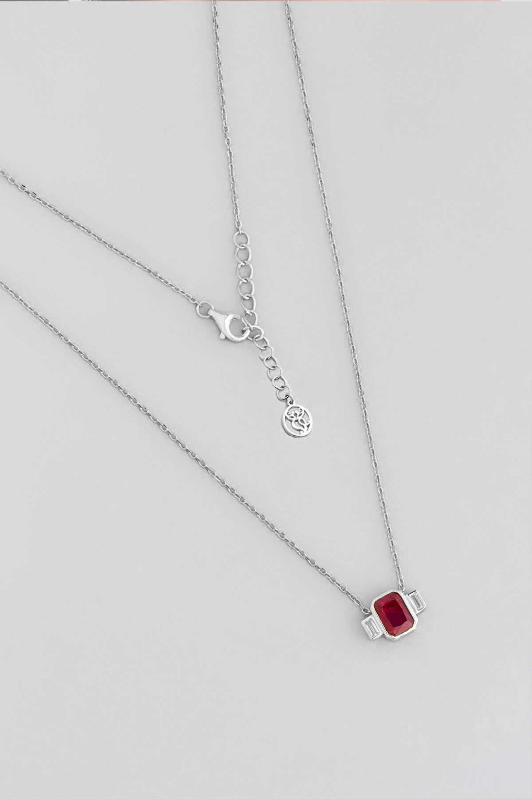 ⁠ Renklerin Büyüsü 18 Ayar Beyaz Altın Kaplama 45 Cm Gümüş Baget Kolye_0}