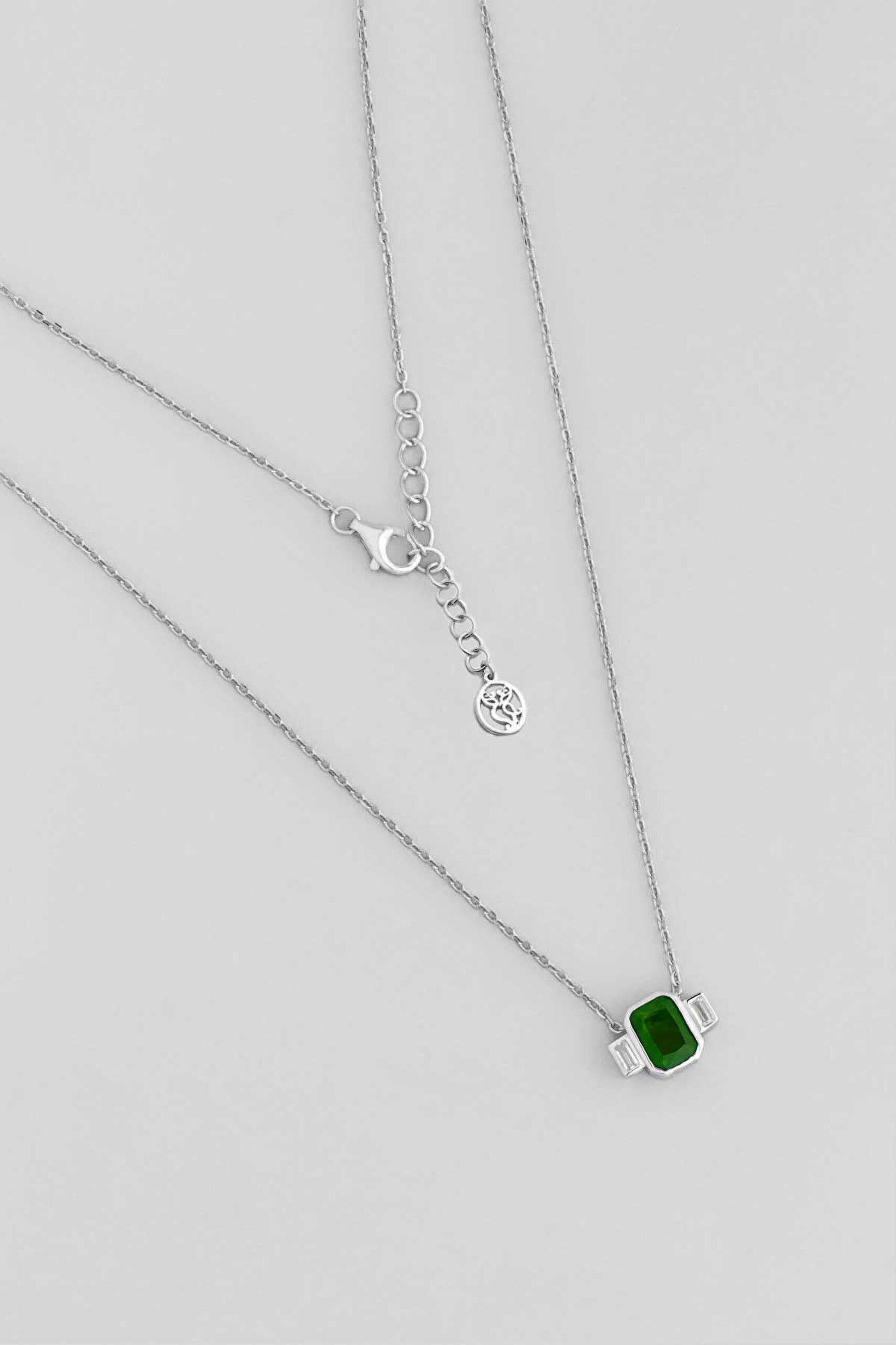 ⁠ Renklerin Büyüsü 18 Ayar Beyaz Altın Kaplama 45 Cm Gümüş Baget Kolye_0}