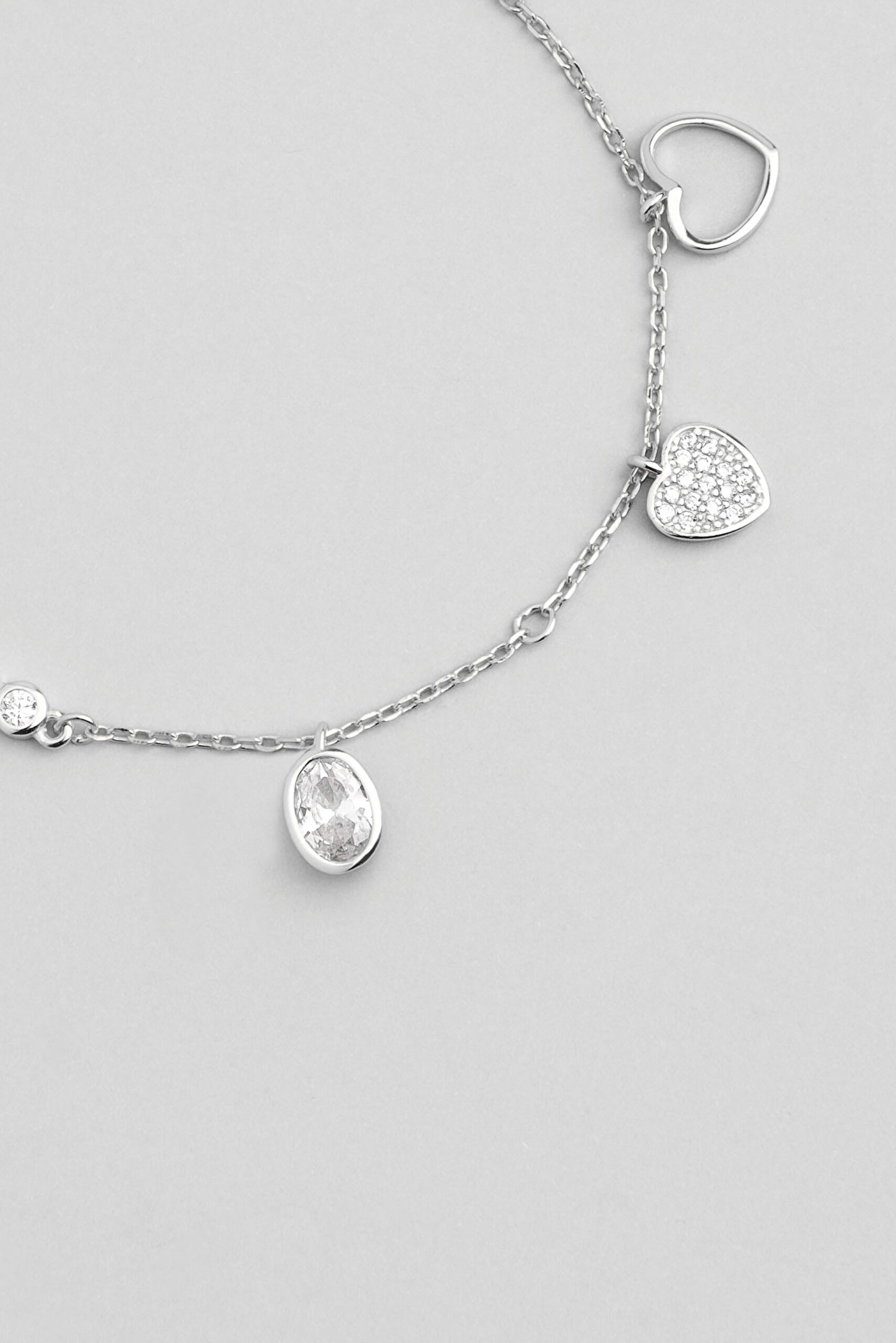 ⁠ Kalp İkonlu 18 Ayar Beyaz Altın Kaplama 21 Cm Gümüş Minimal Bileklik_1}