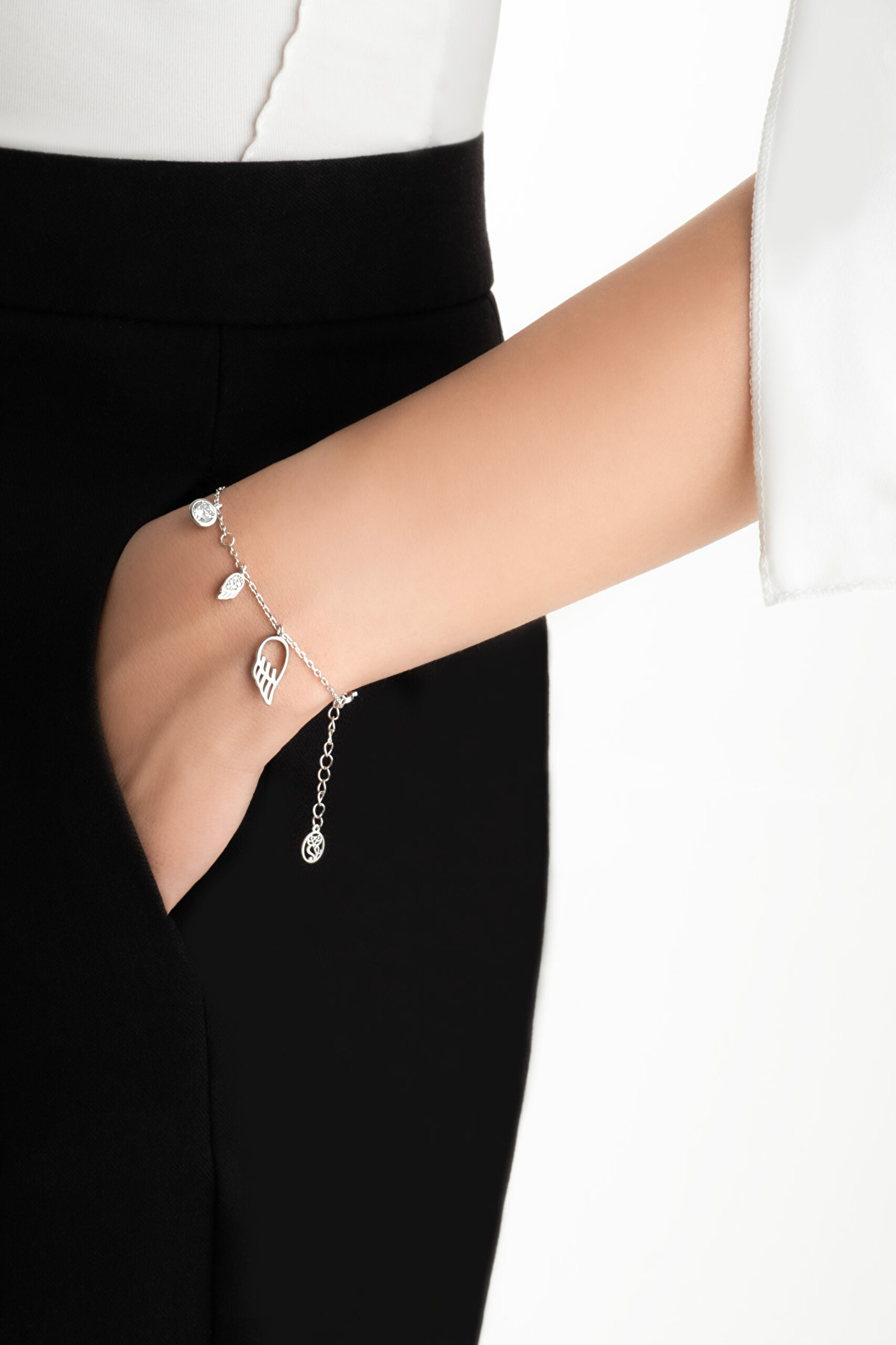 ⁠ Melek Kanadı 18 Ayar Beyaz Altın Kaplama 20 Cm Gümüş Minimal Bileklik_3}