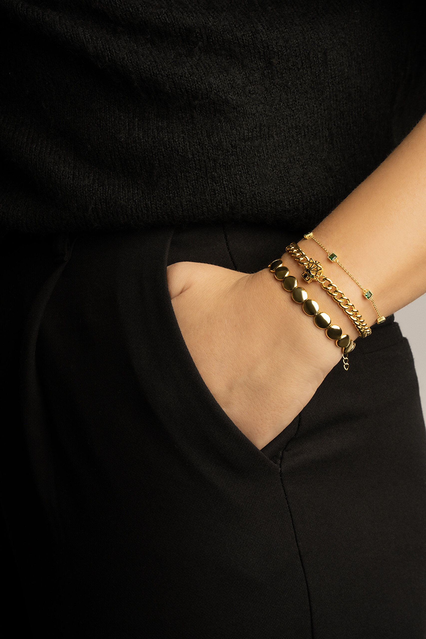 ⁠ İkonik Tasarım 18 Ayar Sarı Altın Kaplama Gümüş Bileklik_1}