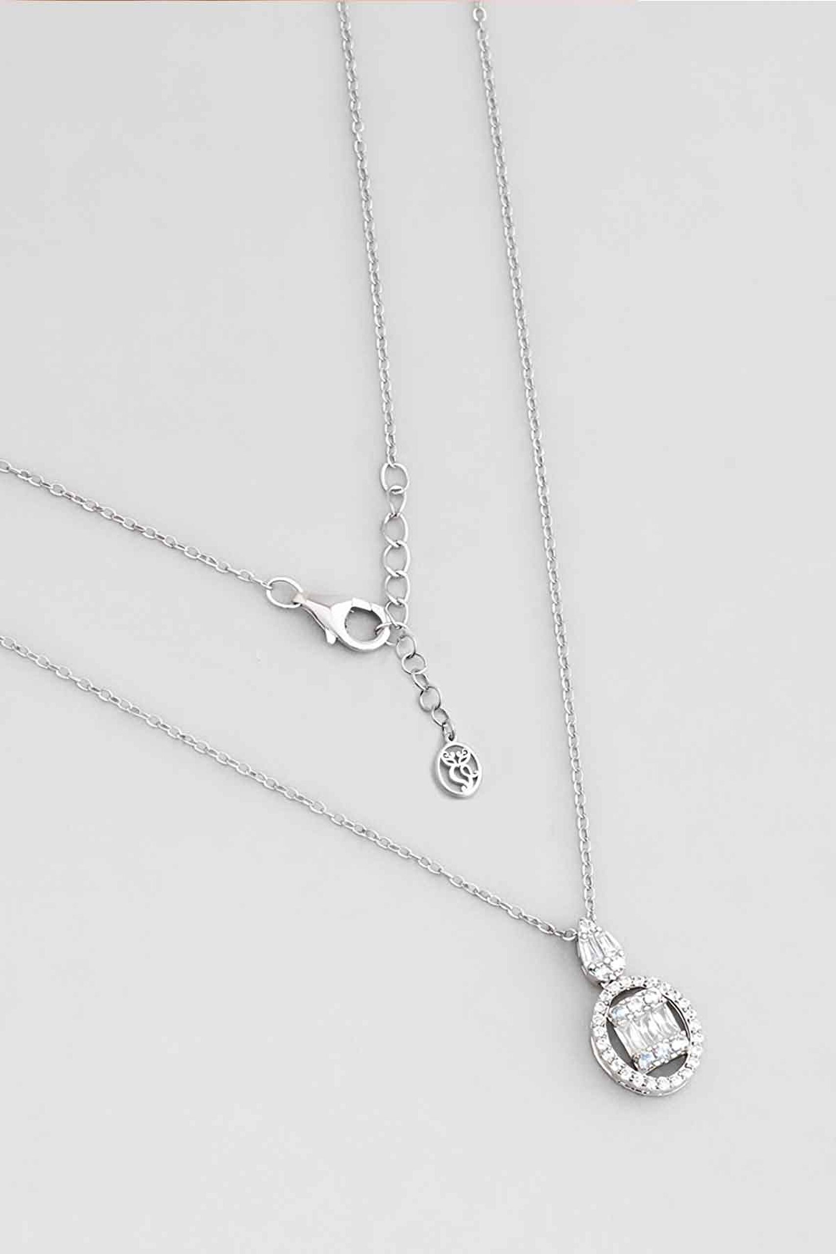 ⁠ Parlak Baget 18 Ayar Beyaz Altın Kaplama 45 Cm Gümüş Minimal Kolye_0}