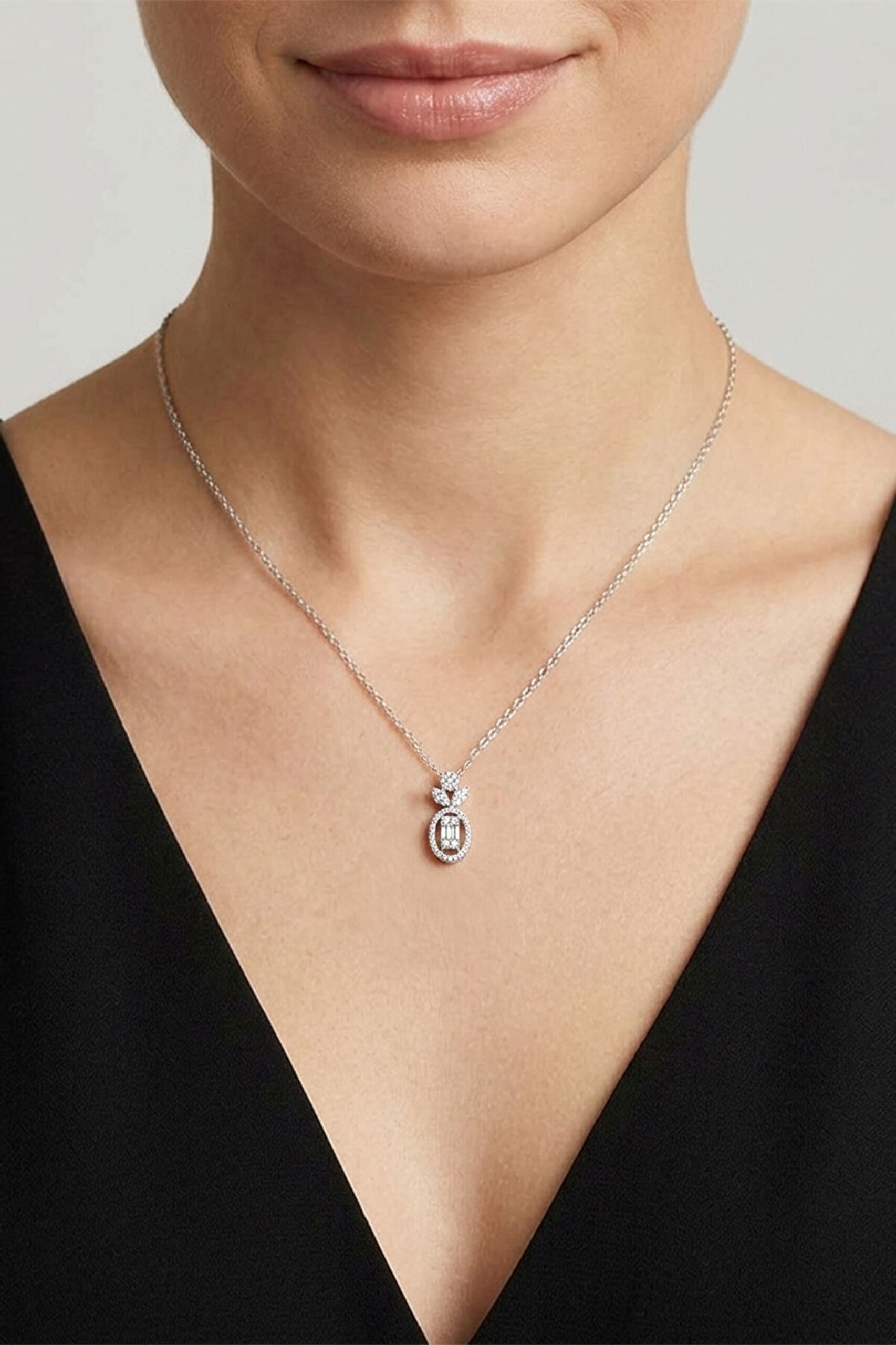 Minimal Işıltı 18 Ayar Beyaz Altın Kaplama 45 Cm Gümüş Baget Kolye - 2