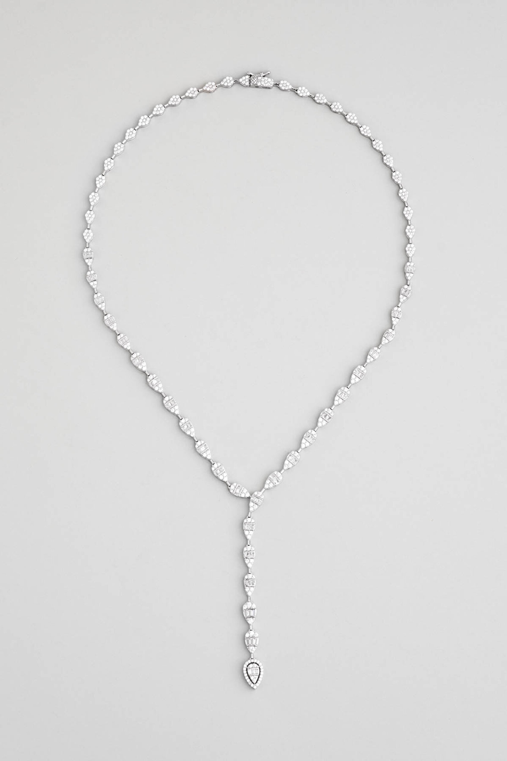 ⁠ Parlak Baget 18 Ayar Beyaz Altın Kaplama Gümüş Gerdanlık_0}