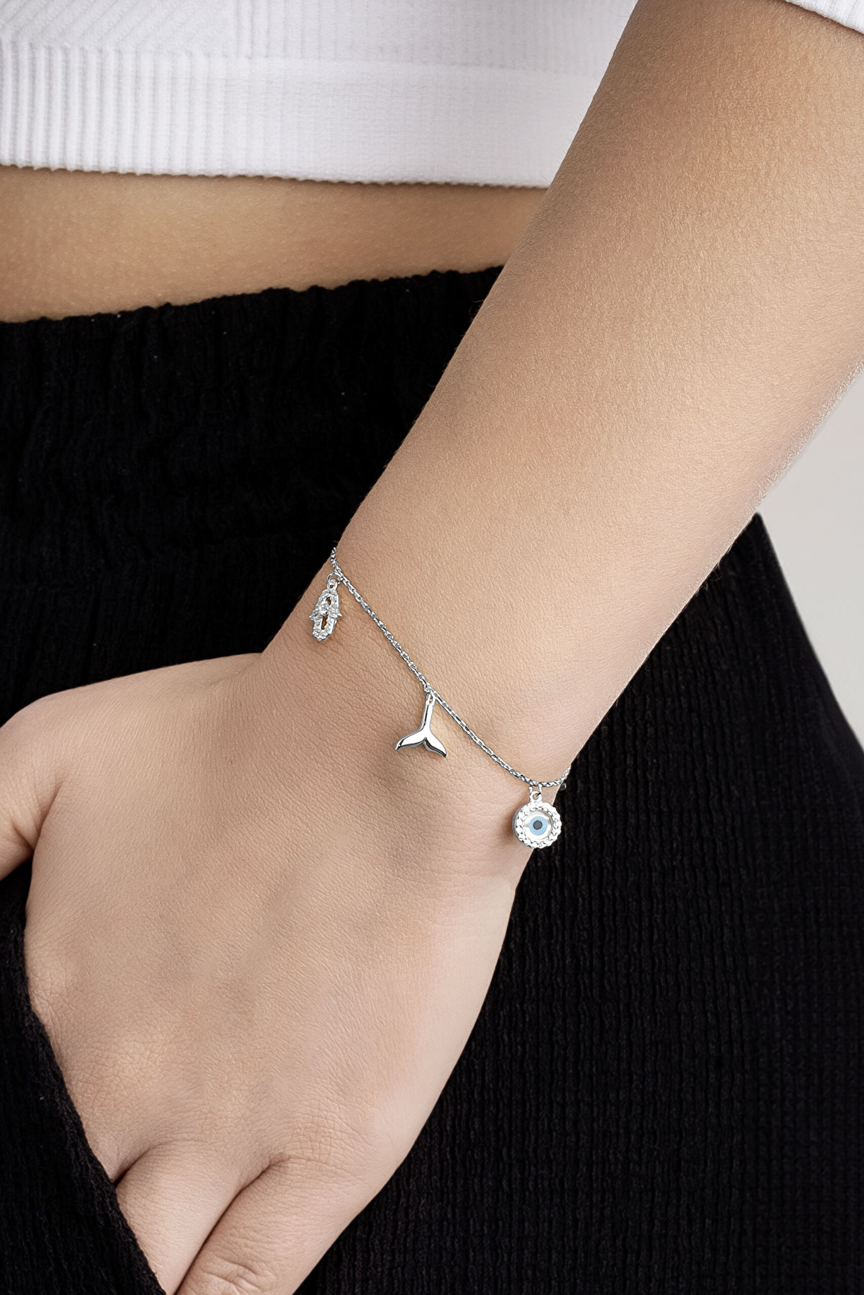 ⁠ Ra'nın Gözü 18 Ayar Beyaz Altın Kaplama 19 Cm Gümüş Minimal Bileklik_2}
