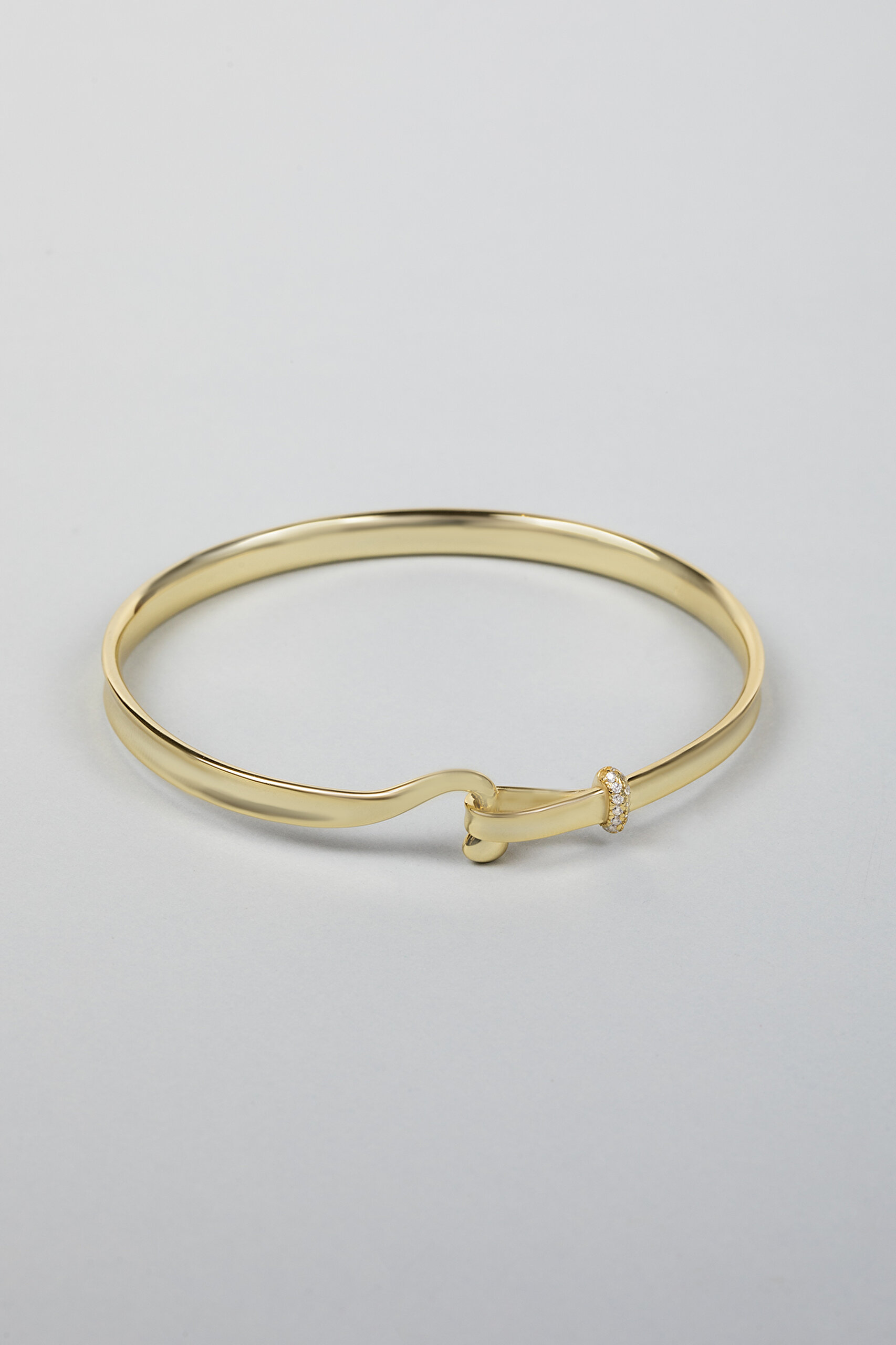 Modern Tasarım 18 Ayar Sarı Altın Kaplama Gümüş Kelepçe Bileklik