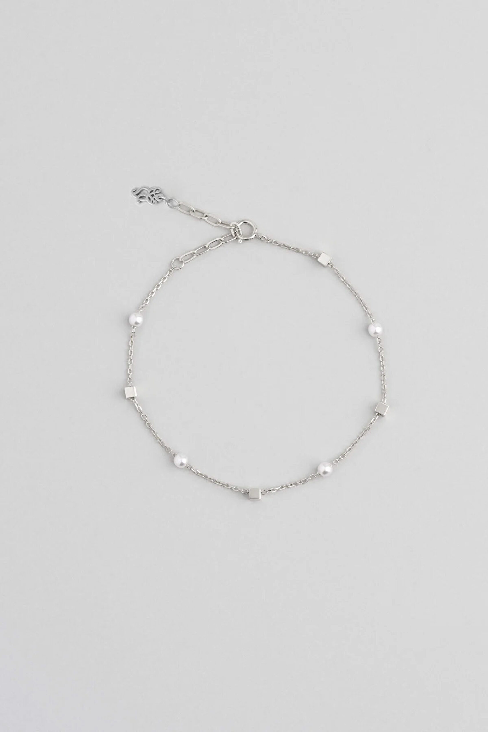 ⁠ Pearl Taşlı 18 Ayar Beyaz Altın Kaplama 21 Cm Gümüş Minimal Bileklik_0}