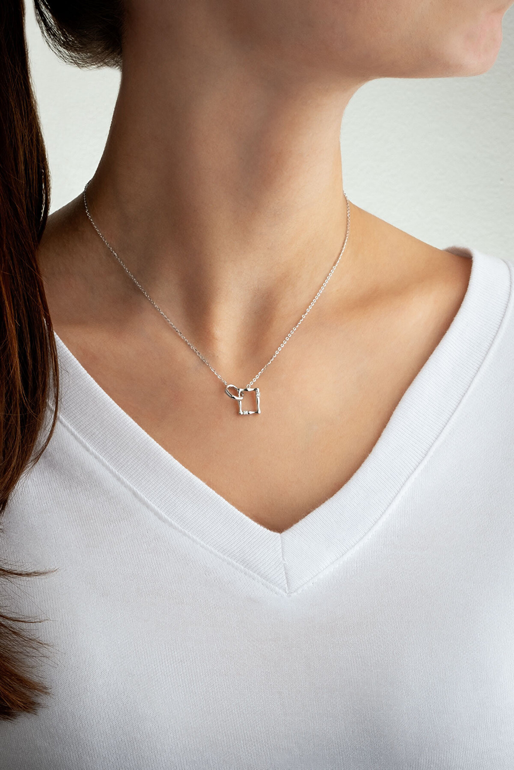 İkonik 18 Ayar Beyaz Altın Kaplama 44 Cm Gümüş Minimal Kolye - 2