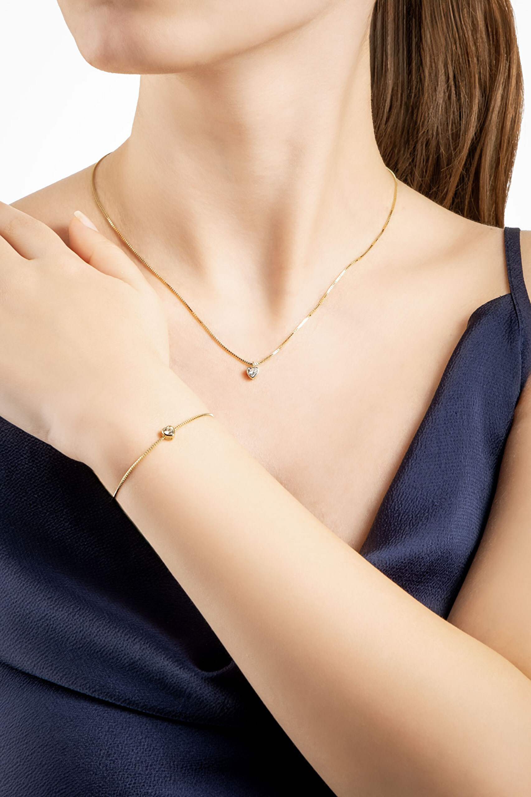 ⁠ Romantik Aşk 18 Ayar Sarı Altın Kaplama 43 Cm Gümüş Kalp Kolye_3}