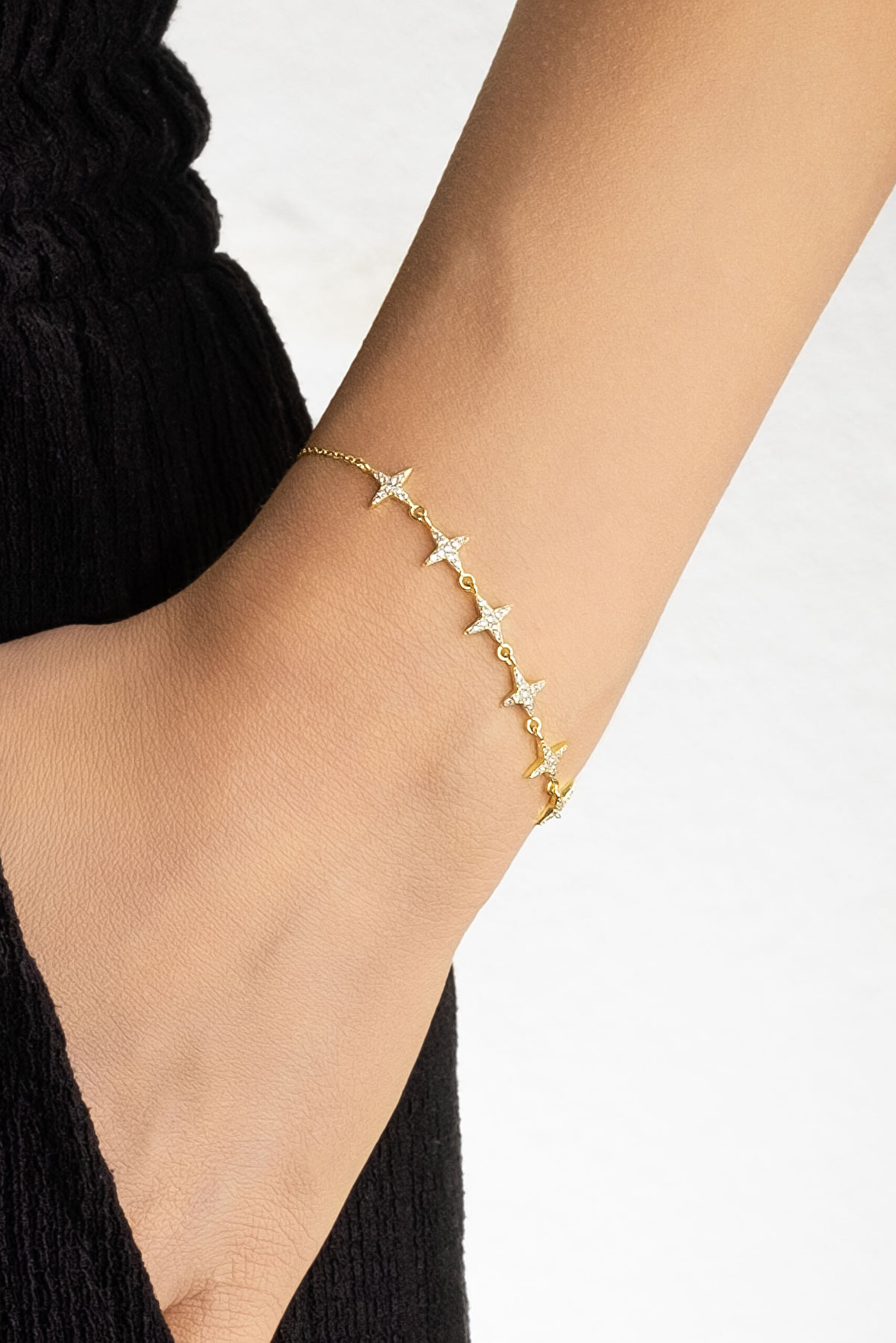 ⁠ Yıldızlar Geçidi 18 Ayar Beyaz Altın Kaplama 20 Cm Gümüş Minimal Bileklik_1}