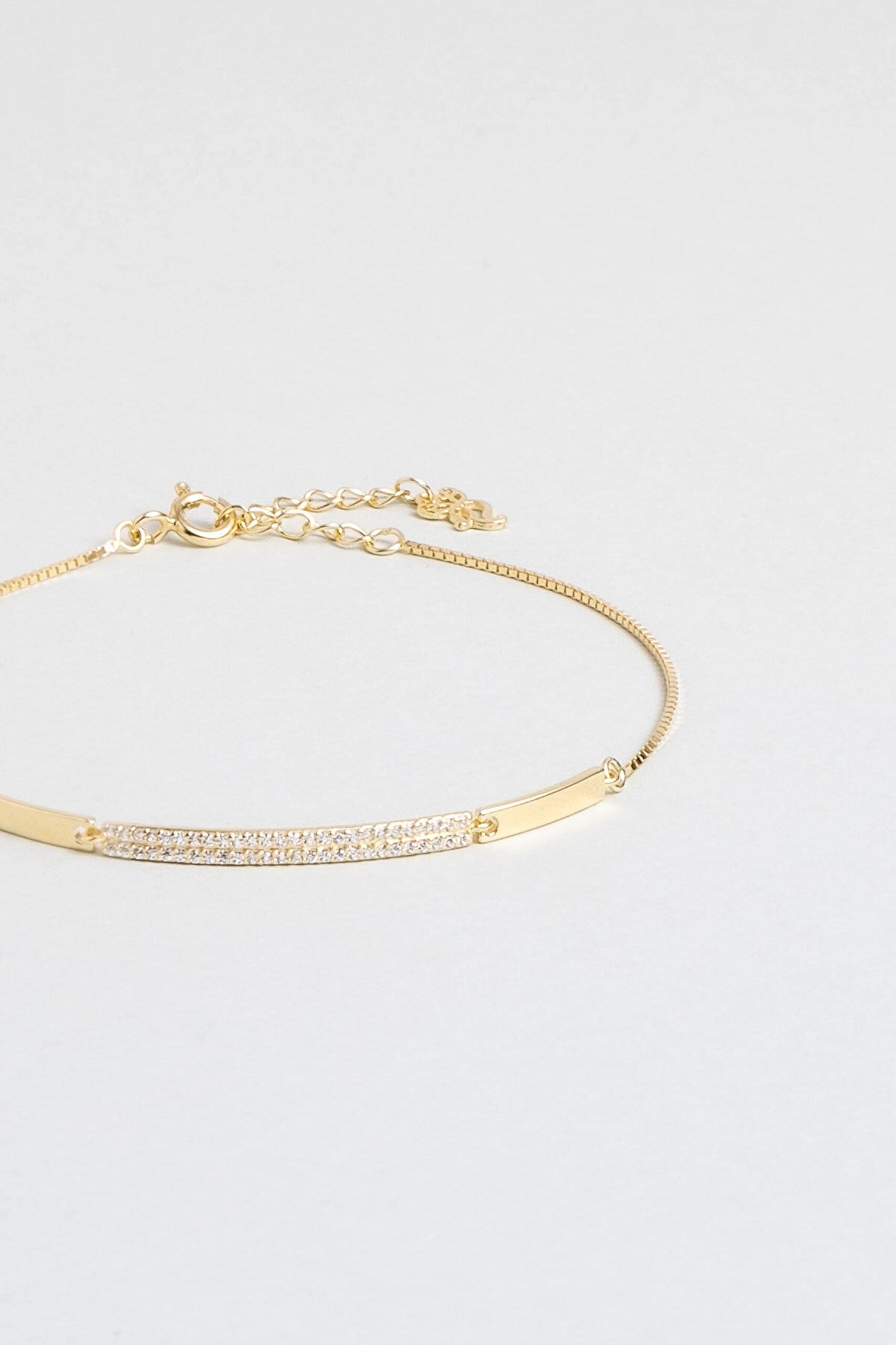 Beyaz Taşlı Sarı Altın Kaplama 20 Cm Gümüş Minimal Bileklik - 1