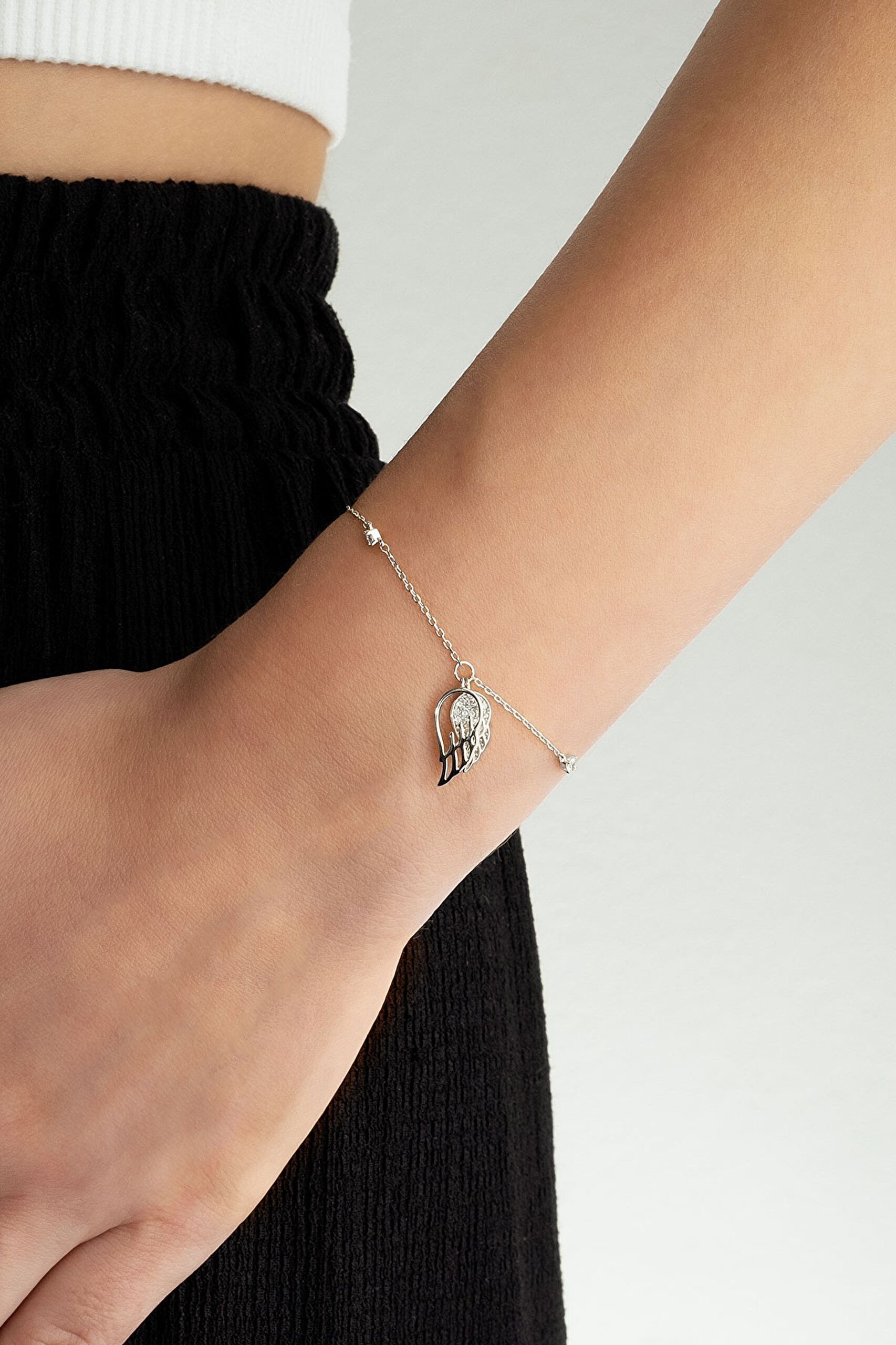 Melek Kanadı 18 Ayar Beyaz Altın Kaplama Gümüş Minimal Bileklik - 1