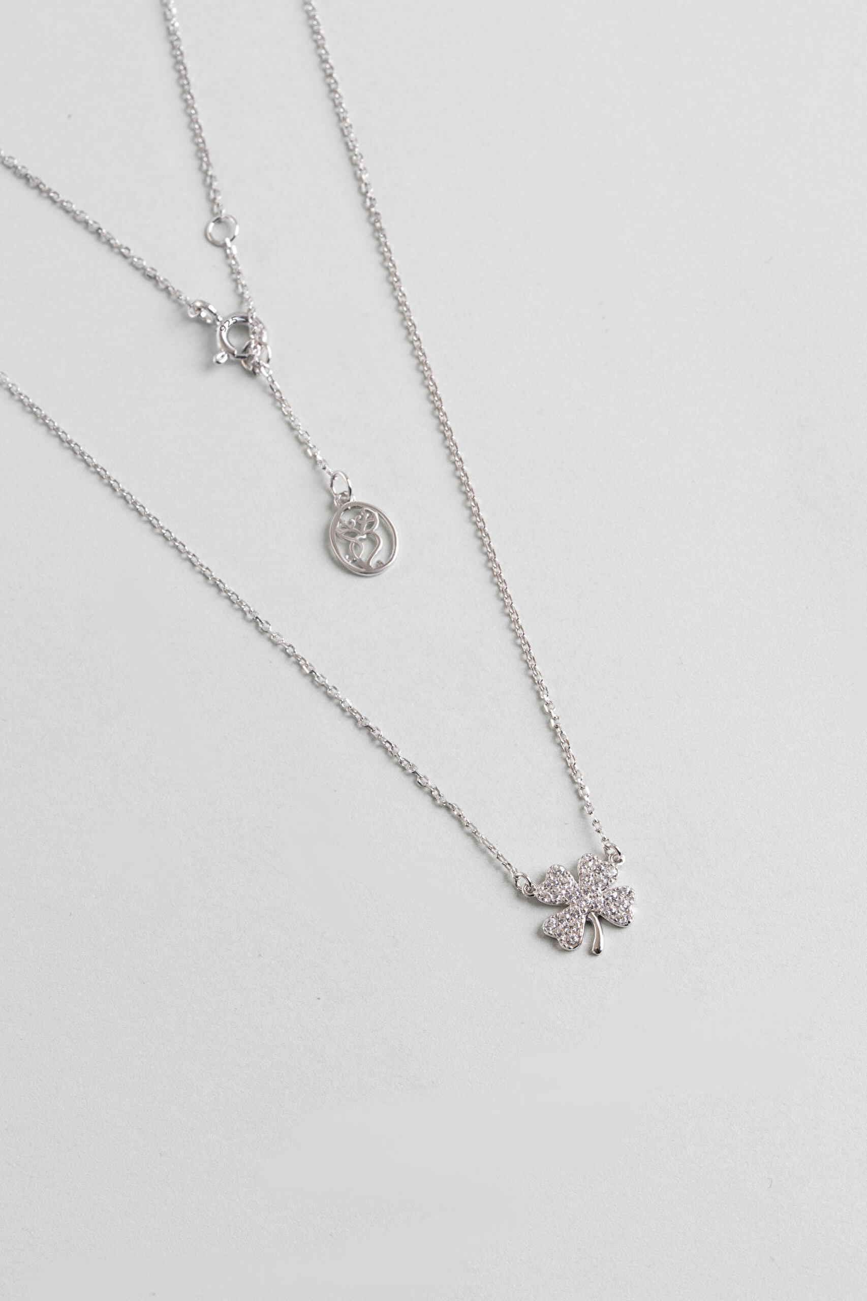 Minimal Yonca 18 Ayar Beyaz Altın Kaplama 43 Cm Gümüş Şans Kolye - 0