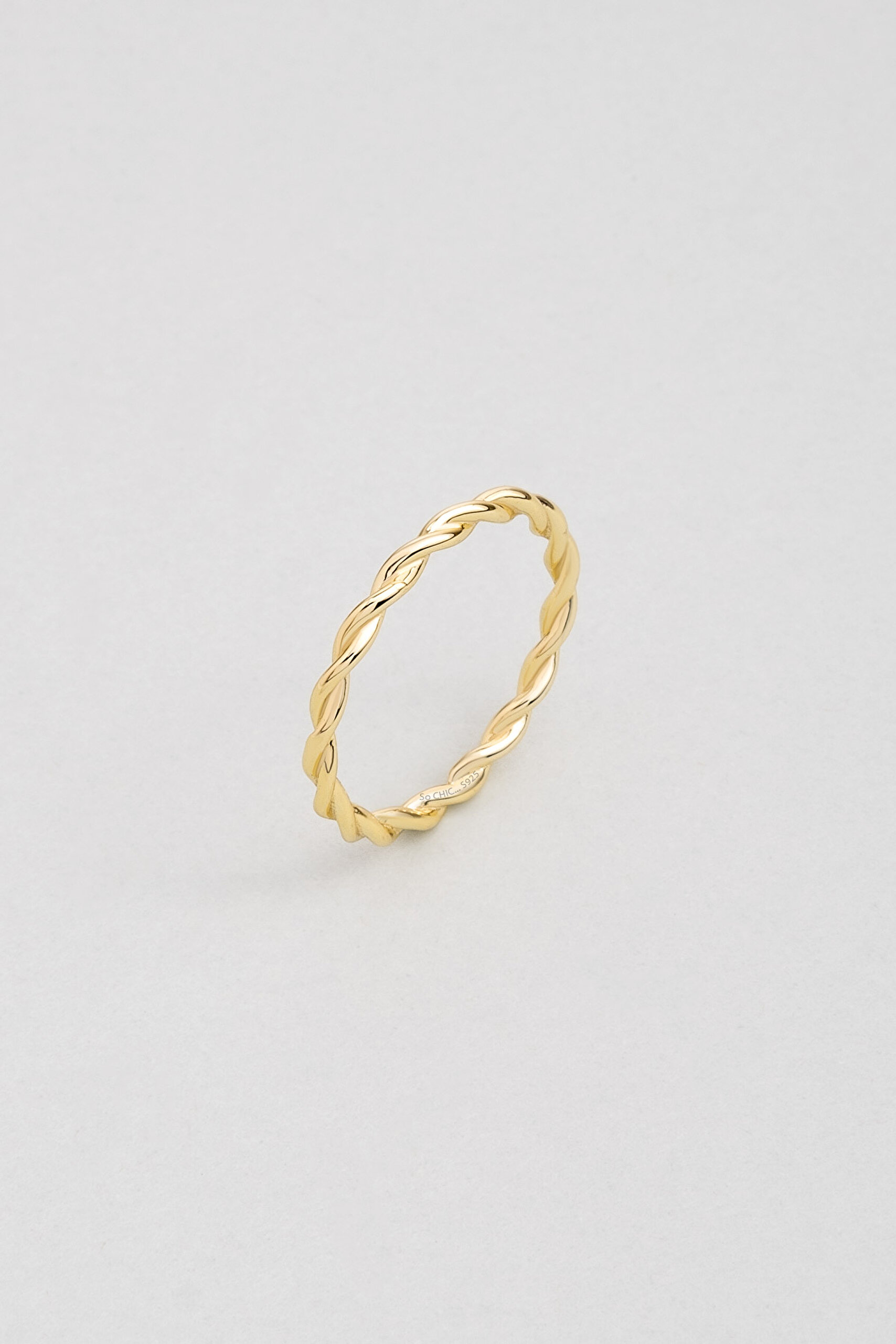 ⁠ Burgu Detaylı 18 Ayar Sarı Altın Kaplama Gümüş Minimal Yüzük_0}