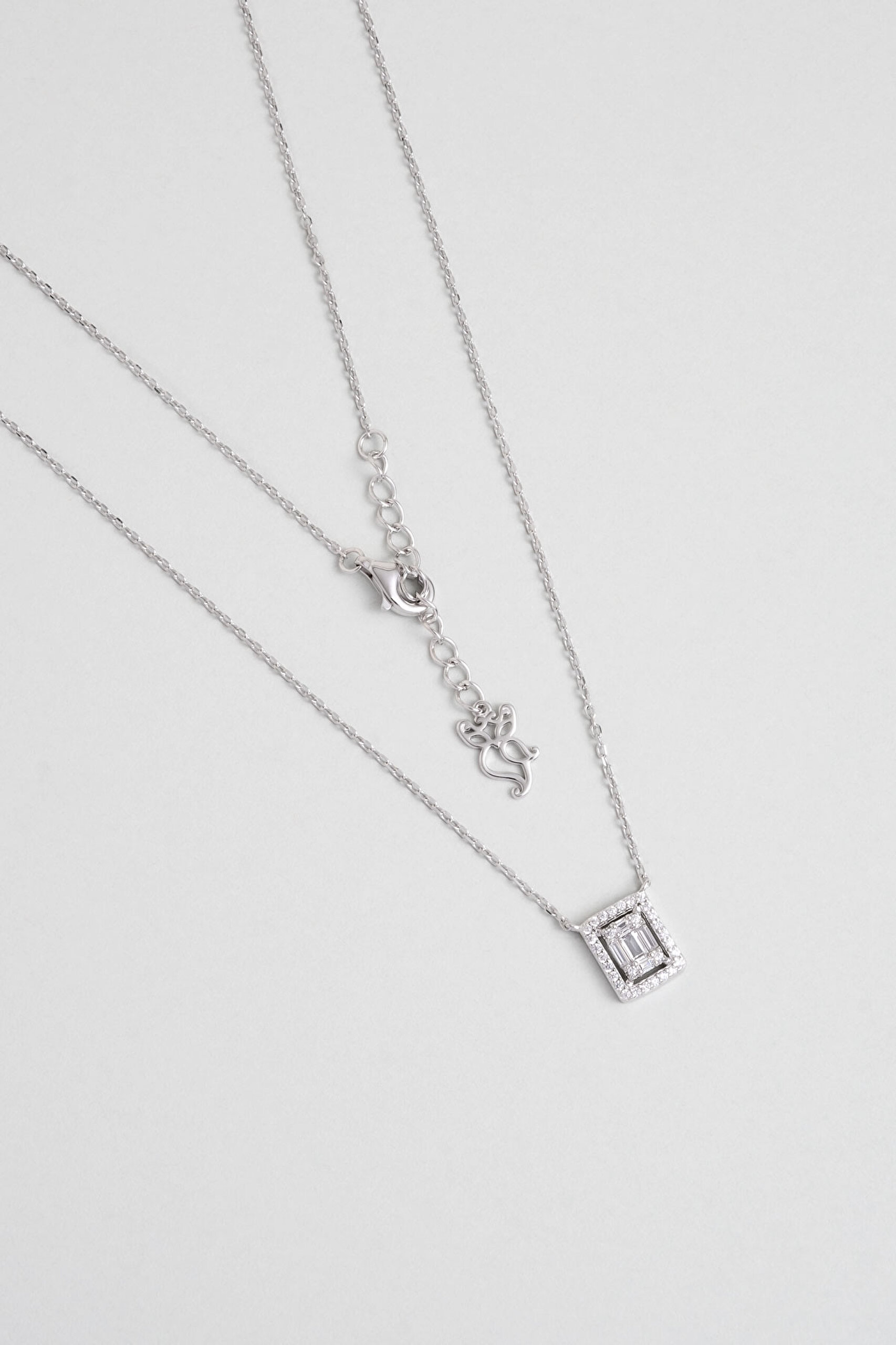 ⁠ Baget Kesim 18 Ayar Beyaz Altın Kaplama 45 Cm Gümüş Kolye_0}