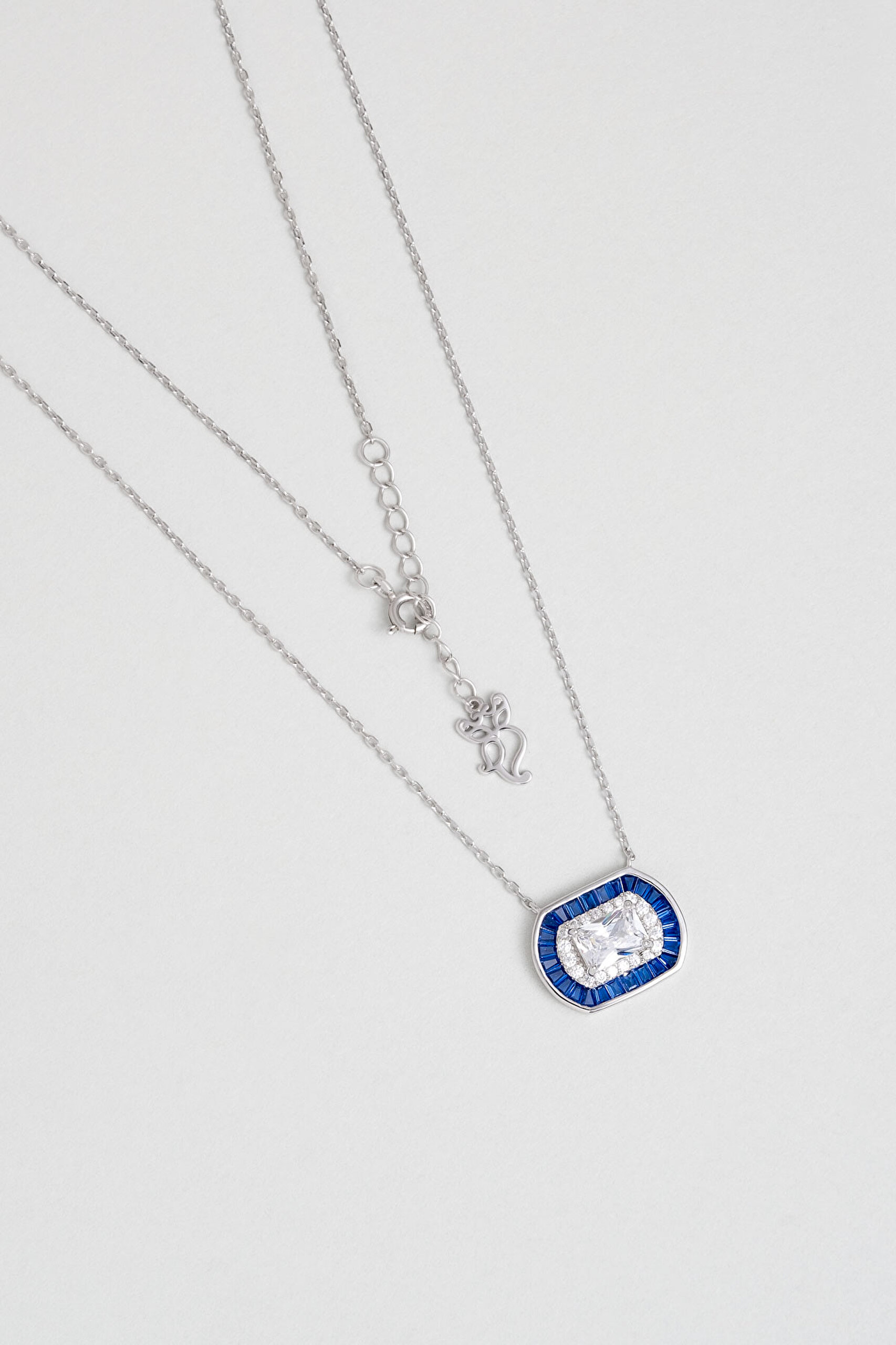 ⁠ Safir Mavisi 18 Ayar Beyaz Altın Kaplama 45 Cm Gümüş Baget Kolye_0}