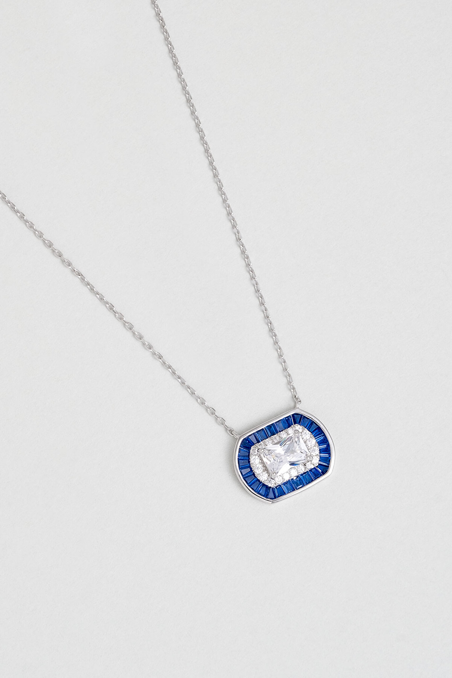 ⁠ Safir Mavisi 18 Ayar Beyaz Altın Kaplama 45 Cm Gümüş Baget Kolye_1}