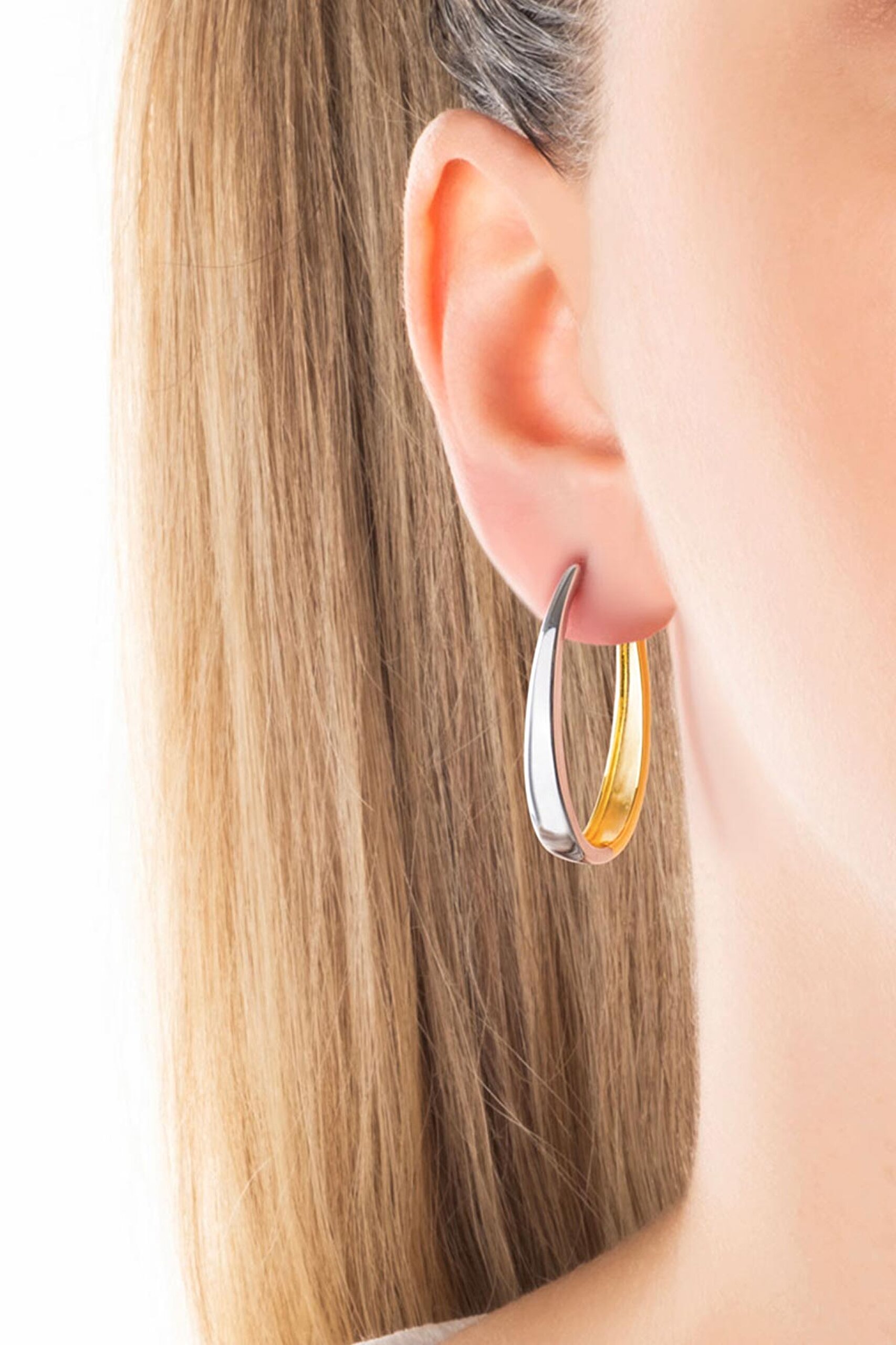 ⁠ İki Renkli 18 Ayar Sarı Ve Beyaz Altın Kaplama Gümüş Küpe_3}