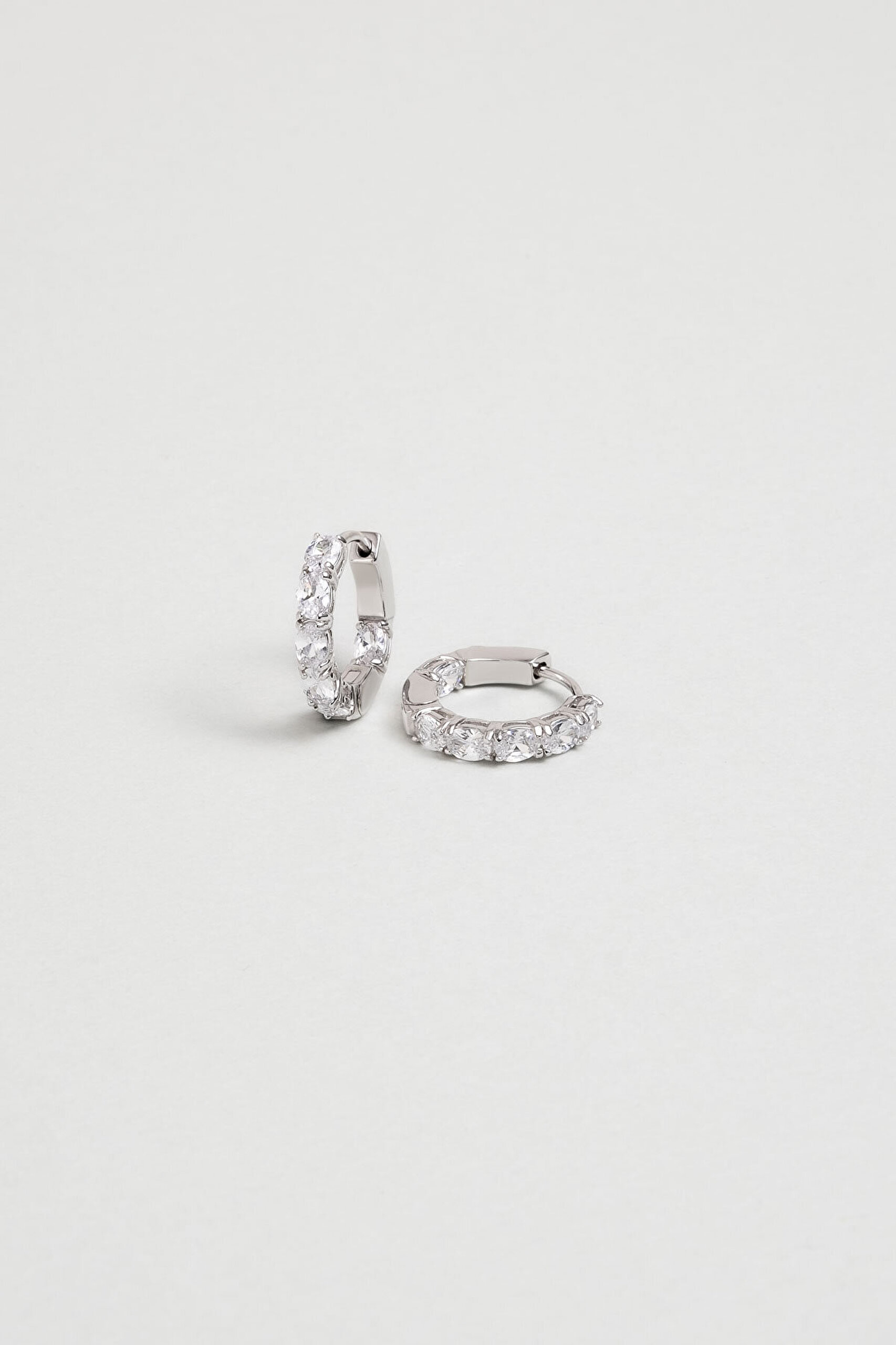 Dönüşüm 18 Ayar Beyaz Altın Kaplama Gümüş Halka Küpe - 0