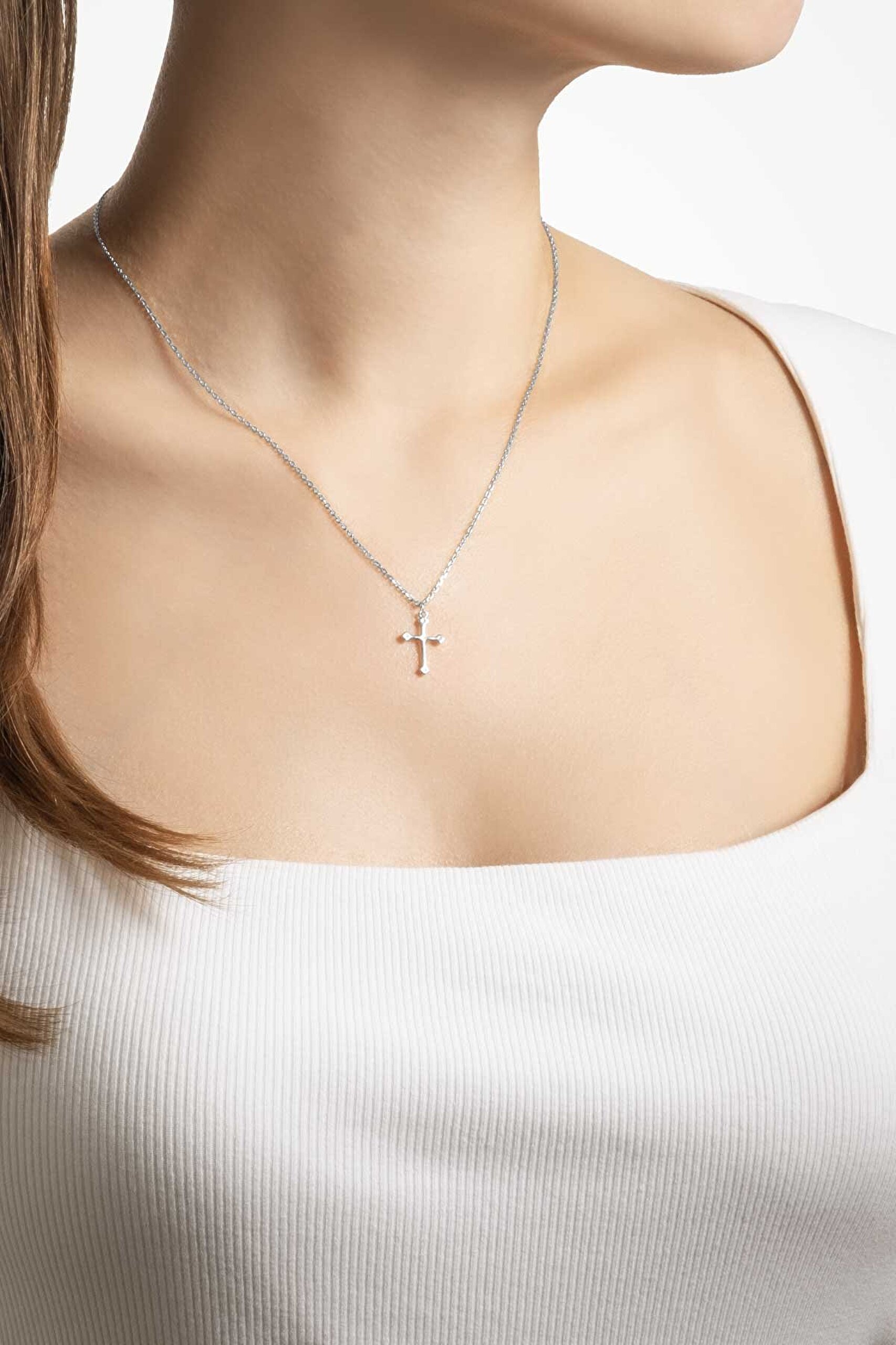 Minimal 18 Ayar Beyaz Altın Kaplama 44 Cm Gümüş Cross Kolye - 2