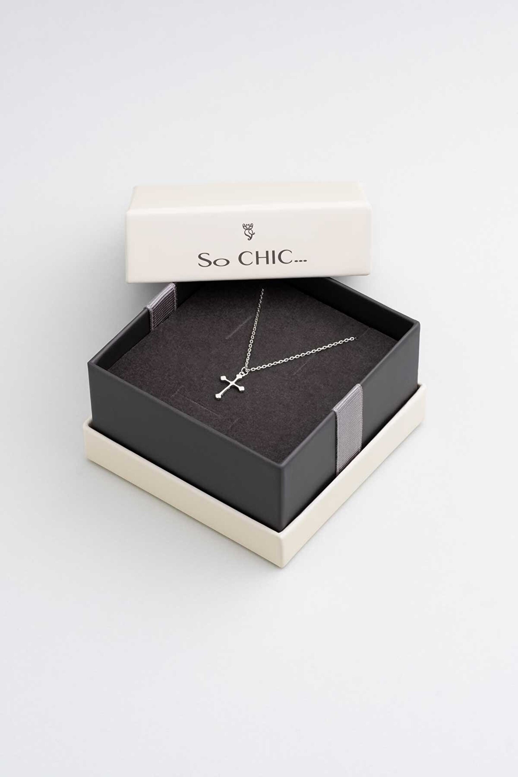 Minimal 18 Ayar Beyaz Altın Kaplama 44 Cm Gümüş Cross Kolye - 4