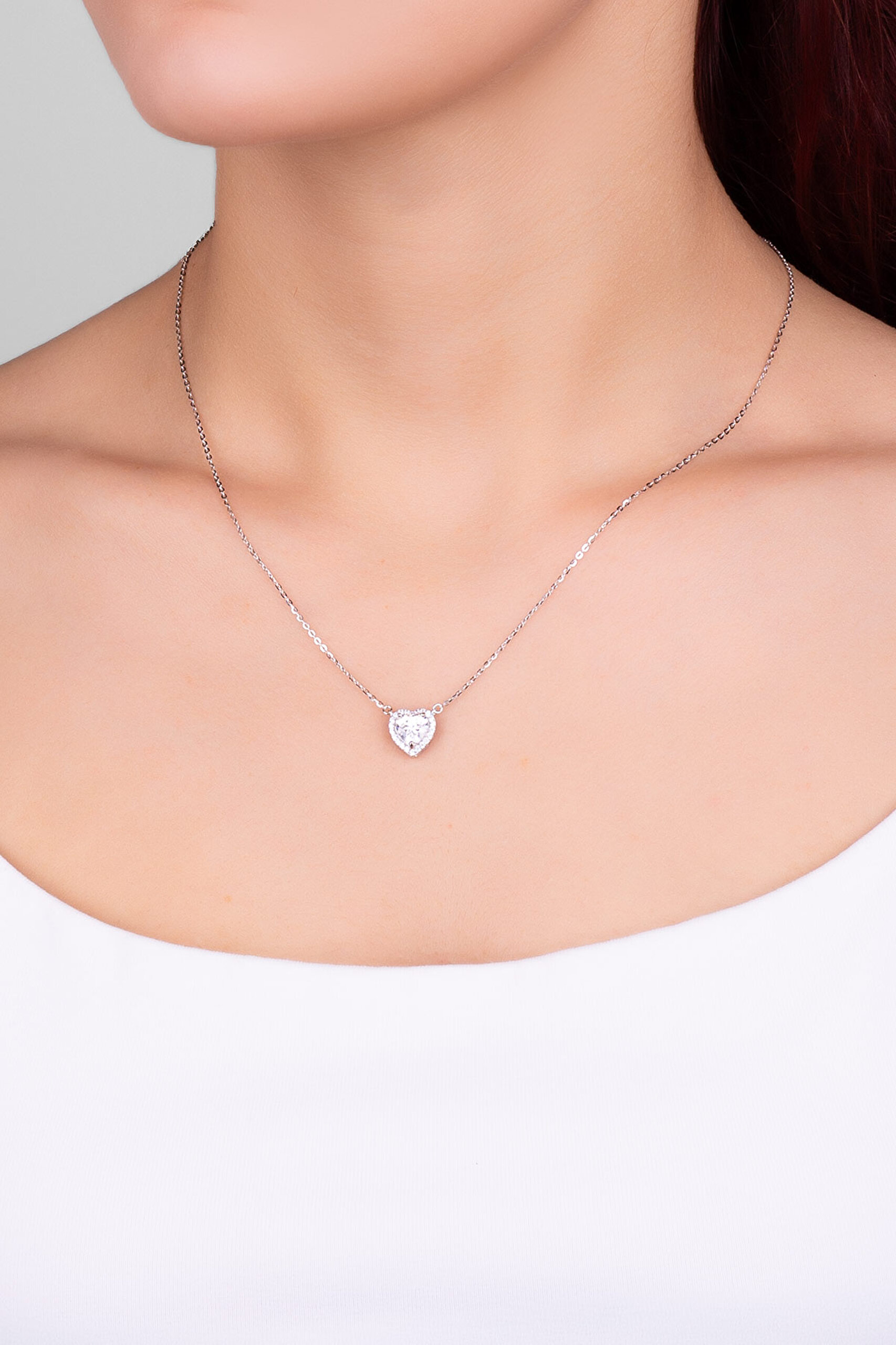 ⁠ Romantik Mozanit 18 Ayar Beyaz Altın Kaplama 46 Cm Gümüş Kolye_1}