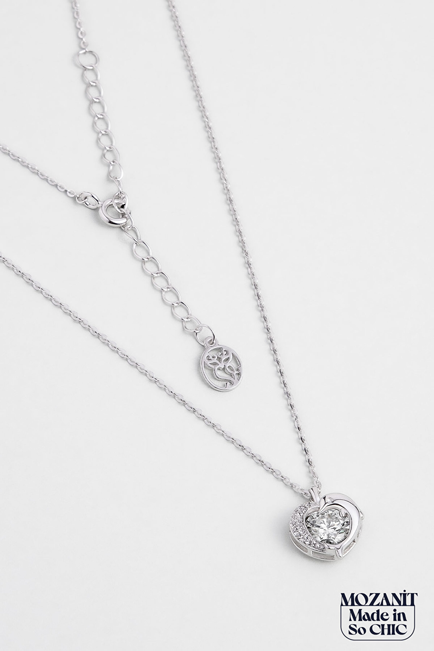⁠ Mozanit Dokunuş 18 Ayar Beyaz Altın Kaplama 45 Cm Gümüş Kalp Kolye_0}