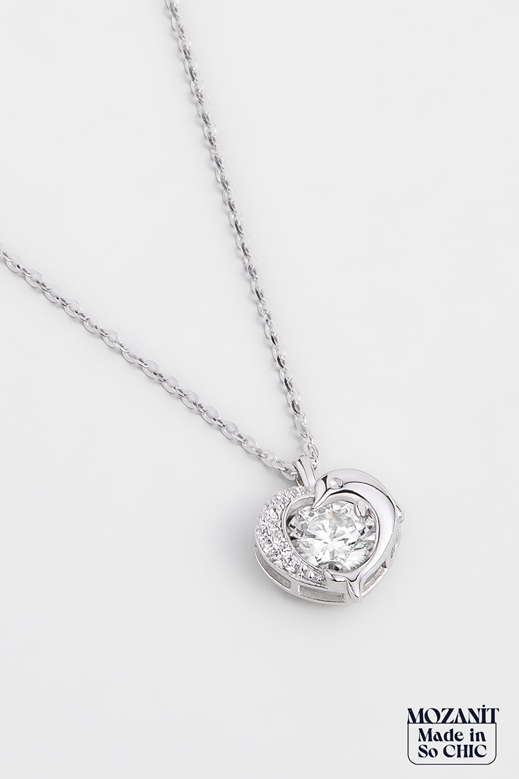 ⁠ Mozanit Dokunuş 18 Ayar Beyaz Altın Kaplama 45 Cm Gümüş Kalp Kolye_2}