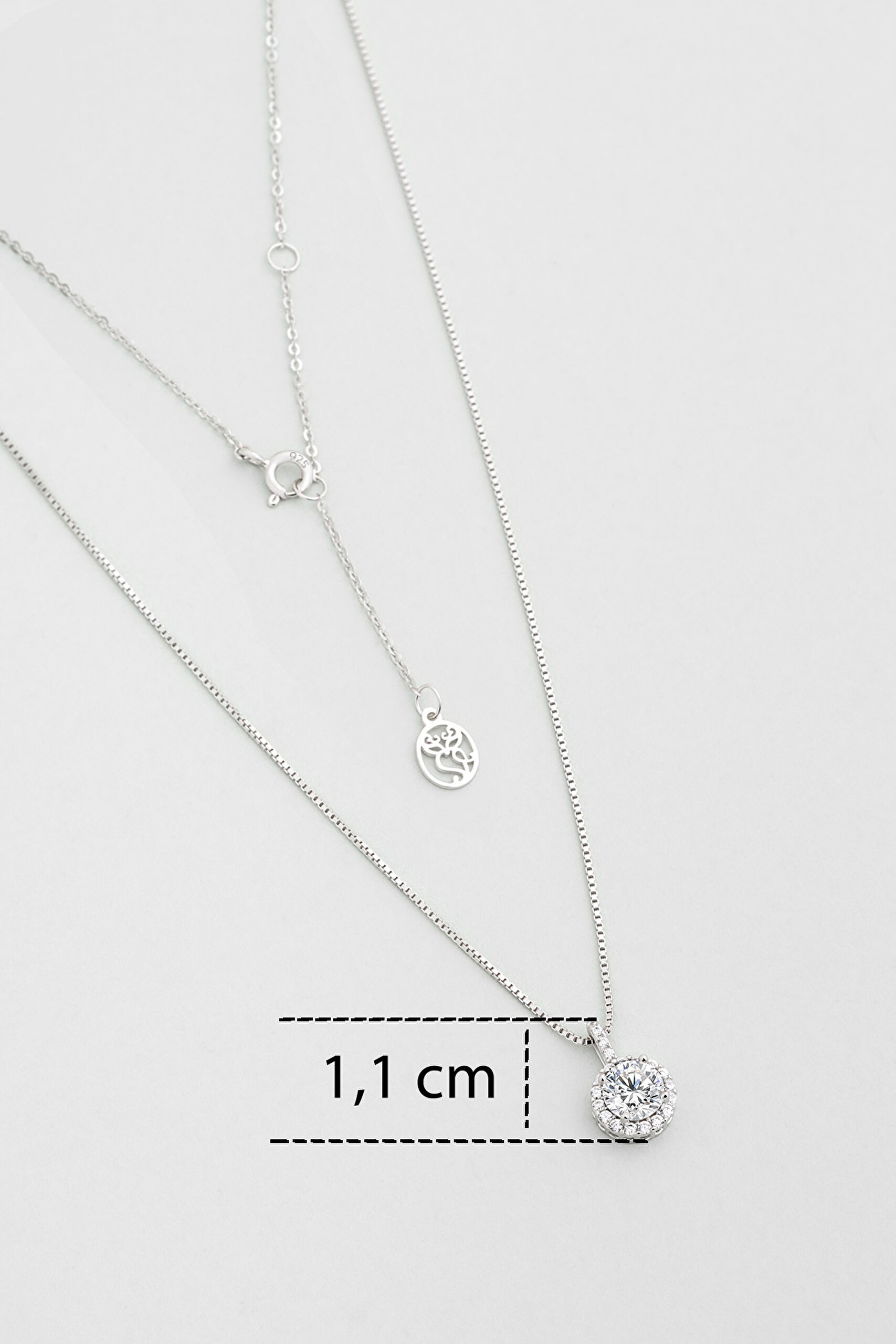 ⁠ Işıltılı Mozanit 18 Ayar Beyaz Altın Kaplama 46 Cm Gümüş Kolye_2}