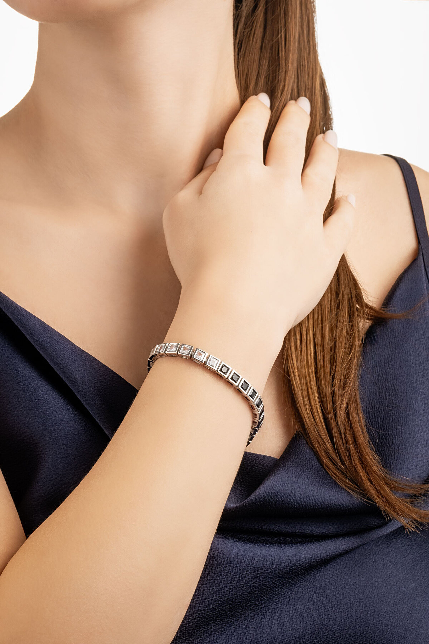 Siyah Ve Beyaz Taşlı 18 Ayar Beyaz Altın Kaplama Unisex Gümüş Su Yolu Bileklik - 6