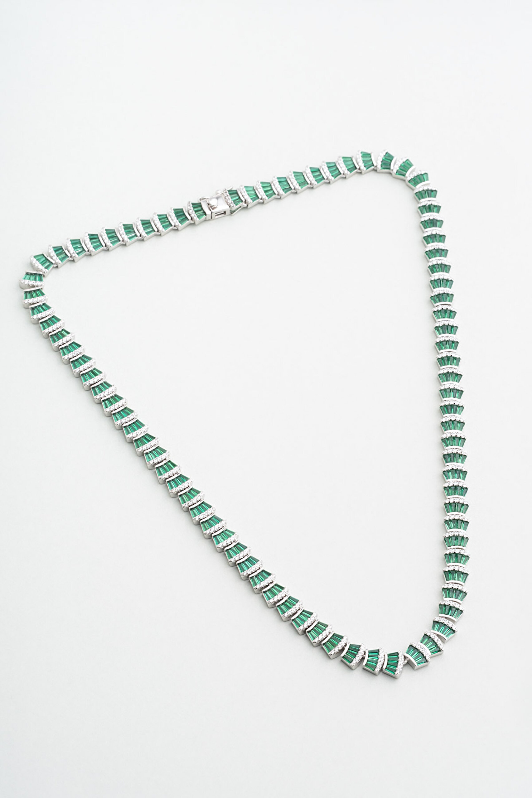 ⁠ Deniz Kabuğu 18 Ayar Beyaz Altın Kaplama Gümüş Gerdanlık_0}