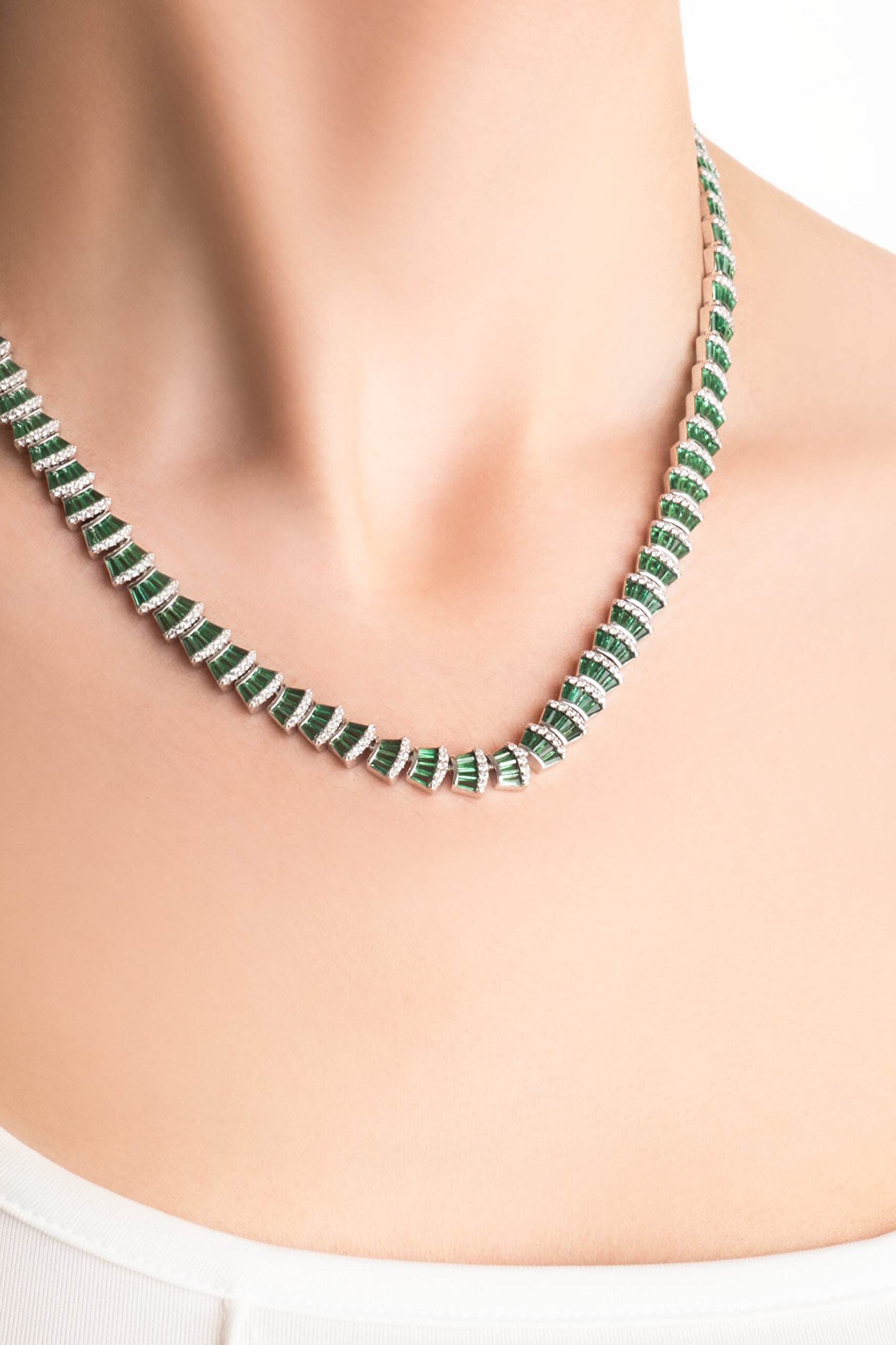 ⁠ Deniz Kabuğu 18 Ayar Beyaz Altın Kaplama Gümüş Gerdanlık_1}